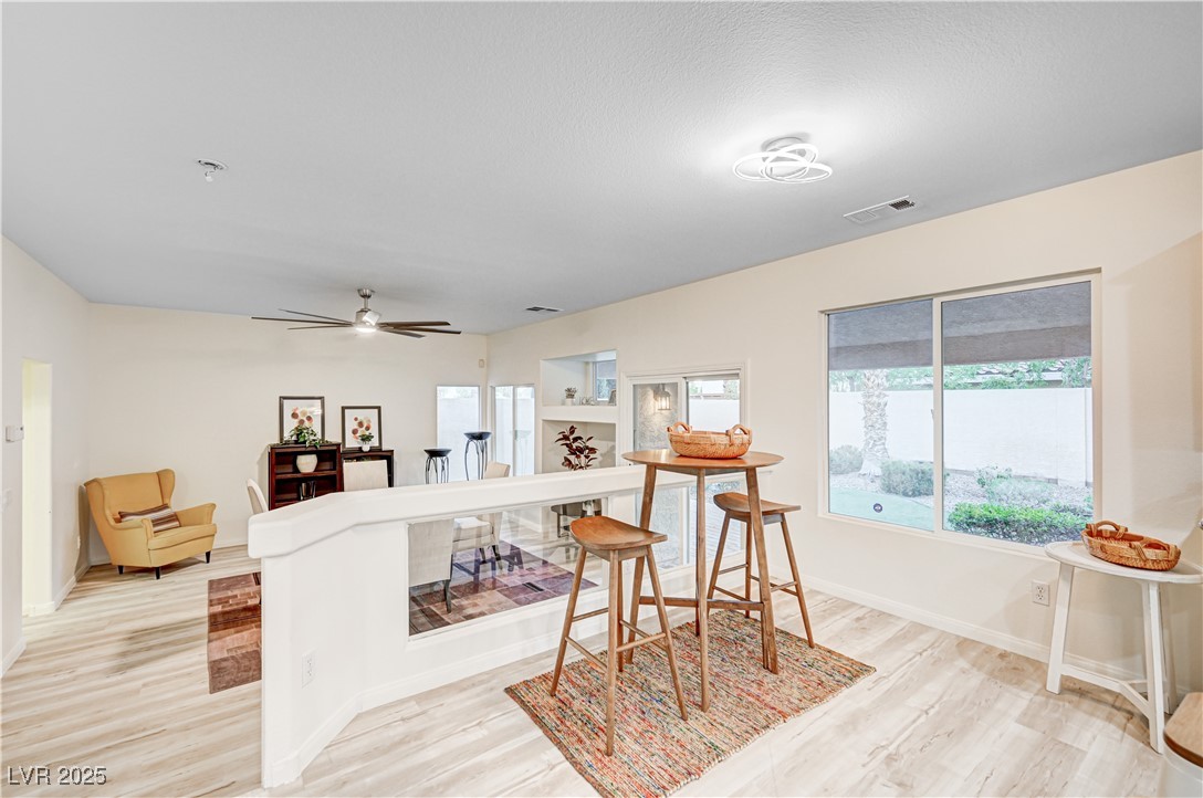 Las Vegas, Nevada, 89141, United States, 3 Bedrooms Bedrooms, ,3 BathroomsBathrooms,Residential,For Sale,1971377