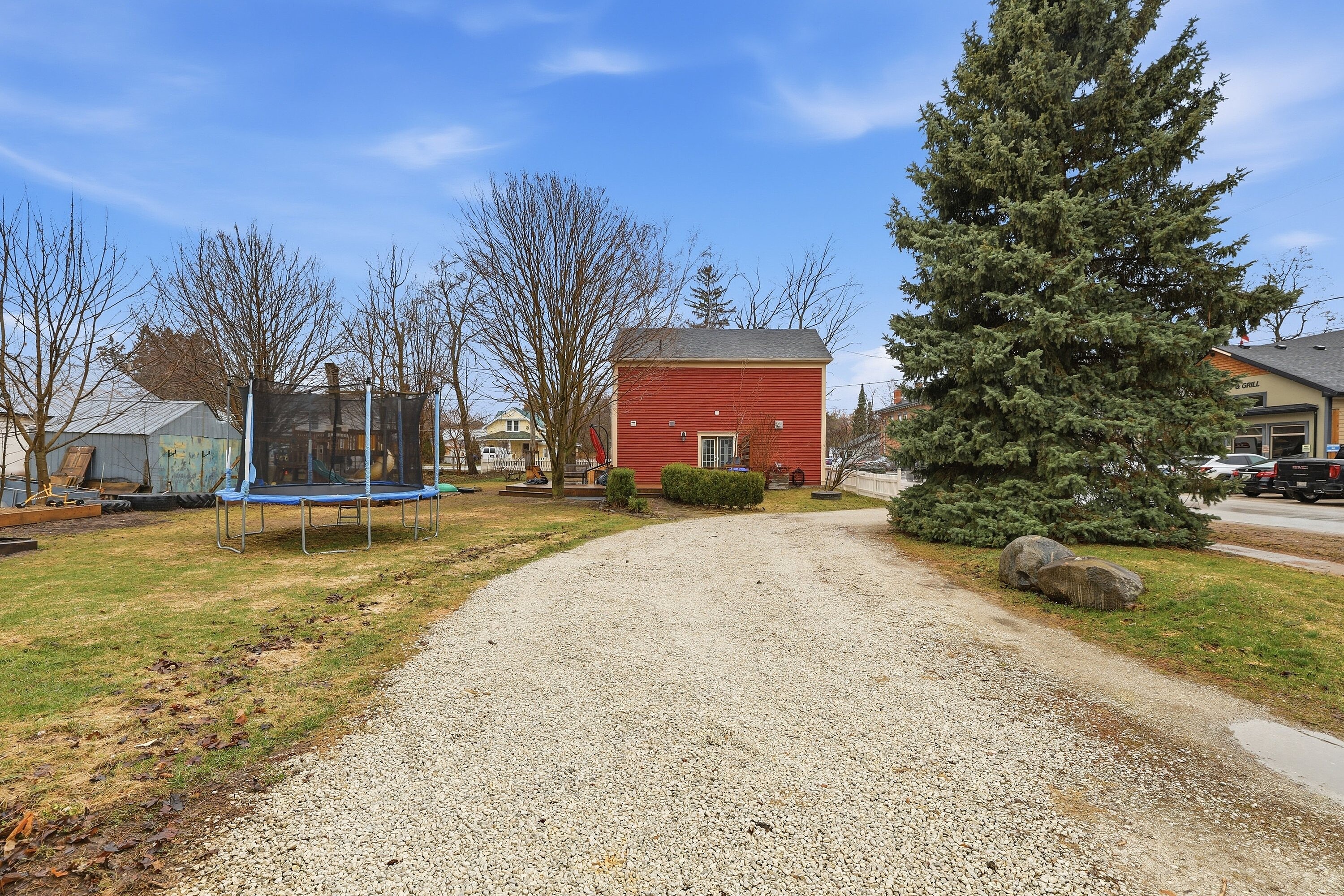  Prestigous 1/4 Acre Town Lot - 物件實景