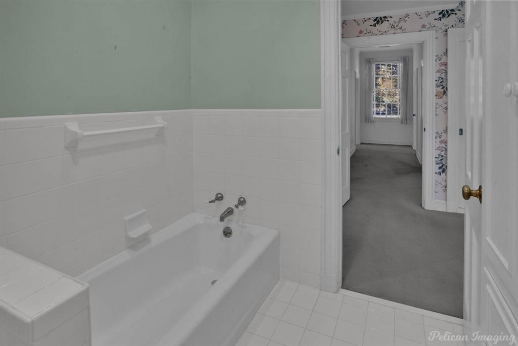 Shreveport, Louisiana, 71106, United States, 3 Bedrooms Bedrooms, ,4 BathroomsBathrooms,Residential,For Sale,1807700