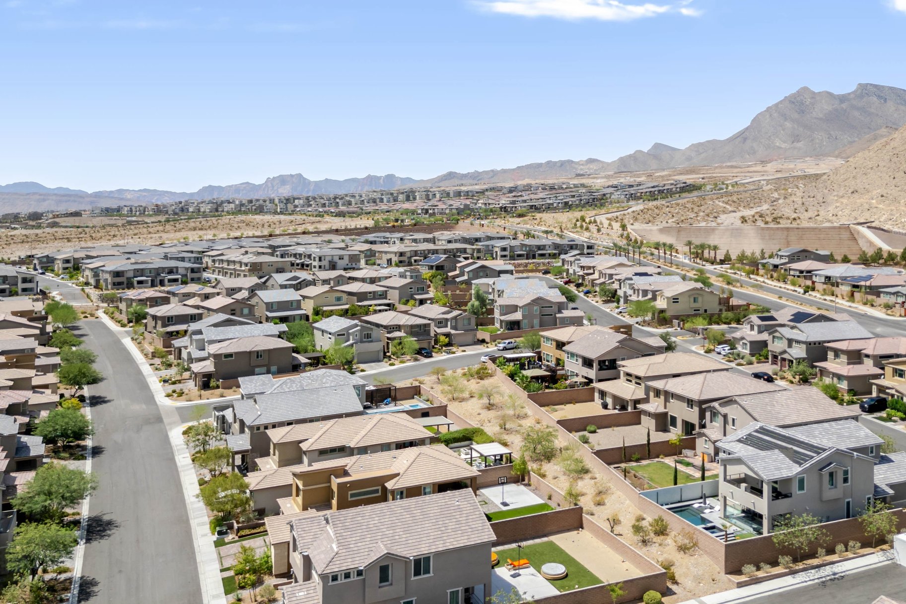  Mountain Views Meet Indoor-Outdoor Living in Reverence @ Summerlin - 物件實景