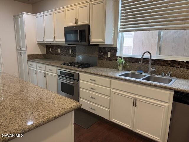 Palmdale, California, 93551, United States, 5 Bedrooms Bedrooms, ,3 BathroomsBathrooms,Residential,For Sale,1990801