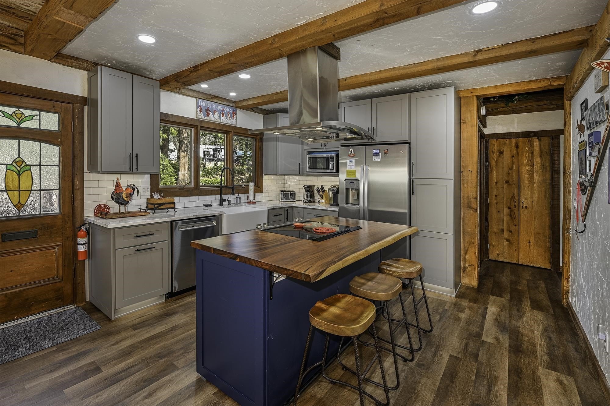 Mt Shasta, California, 96067, United States, 4 Bedrooms Bedrooms, ,3 BathroomsBathrooms,Residential,For Sale,1982137