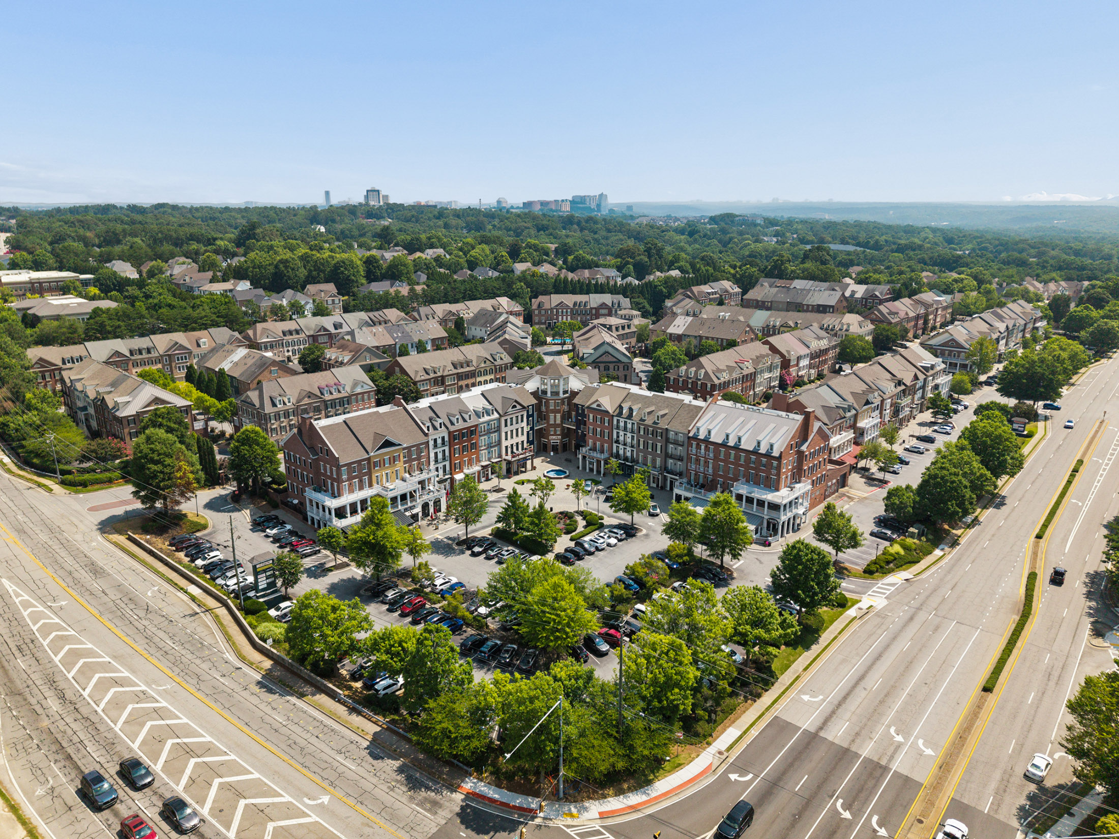  Four Level Brick Townhome with Private Elevator in Gated One Ivy Walk - 物件實景