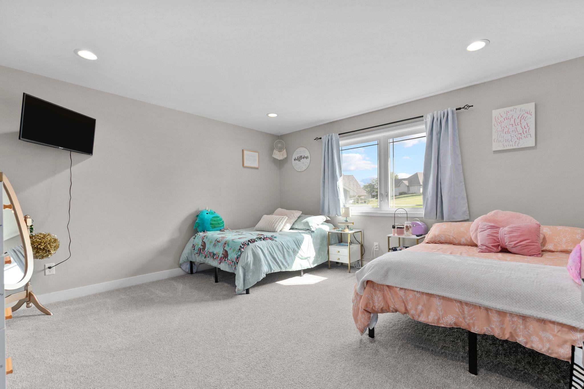 Sherwood, Wisconsin, 54169, United States, 4 Bedrooms Bedrooms, ,4 BathroomsBathrooms,Residential,For Sale,1977461