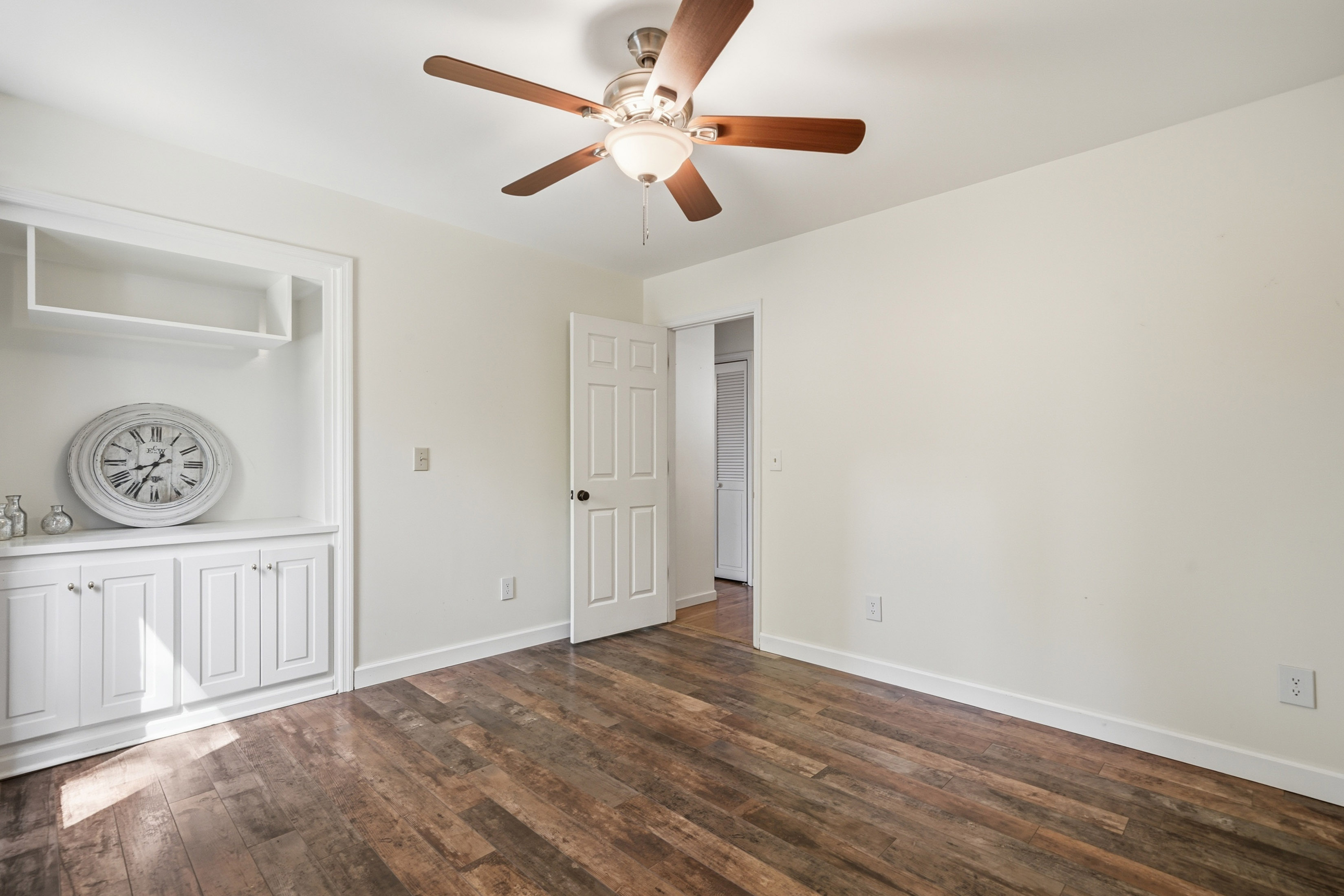  Ideal Cabin Escape Ready for Your Riverfront Lifestyle - 物件實景