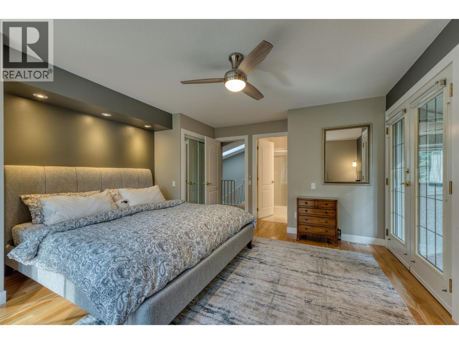 KELOWNA, British Columbia, V1V 1S6, CA, 3 Bedrooms Bedrooms, ,2 BathroomsBathrooms,Residential,For Sale,1951422