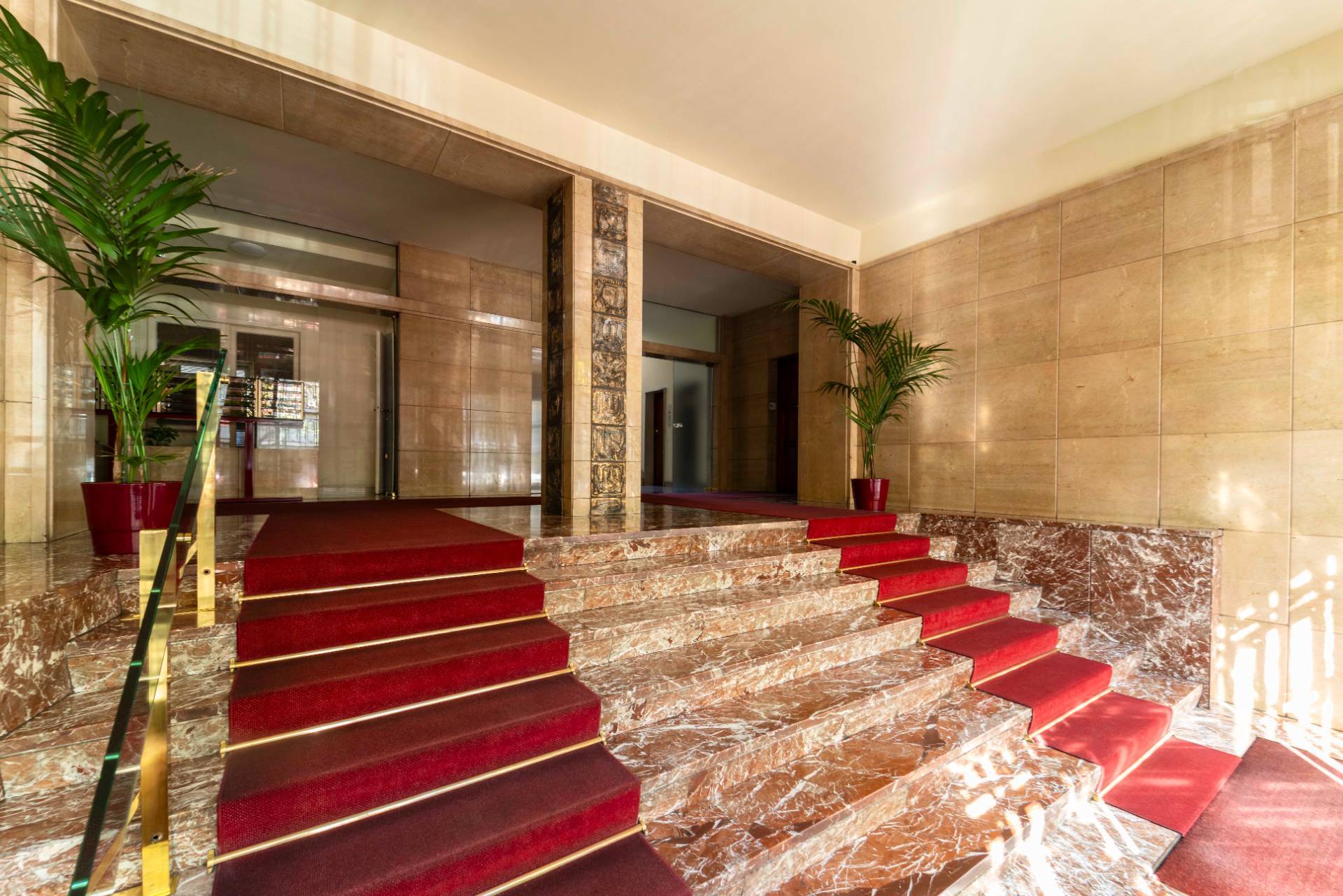 Torino, Torino, 10100, IT, 4 Bedrooms Bedrooms, ,3 BathroomsBathrooms,Residential,For Sale,1989083