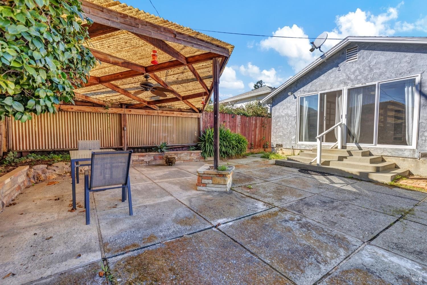 Vallejo, California, 94590, United States, 4 Bedrooms Bedrooms, ,3 BathroomsBathrooms,Residential,For Sale,1984775