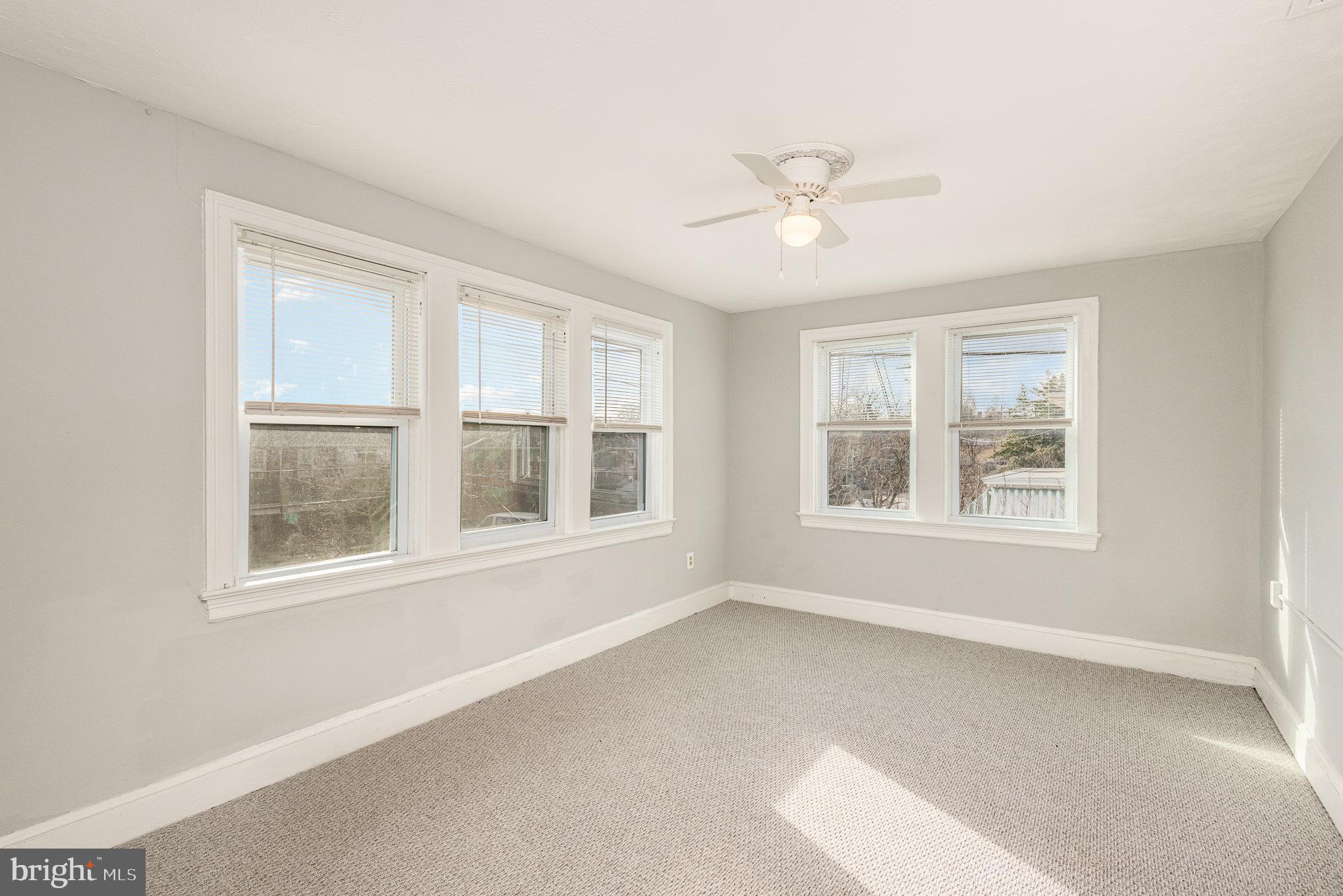 Washington, District of Columbia, 20011, United States, 3 Bedrooms Bedrooms, ,2 BathroomsBathrooms,Residential,For Sale,1999307