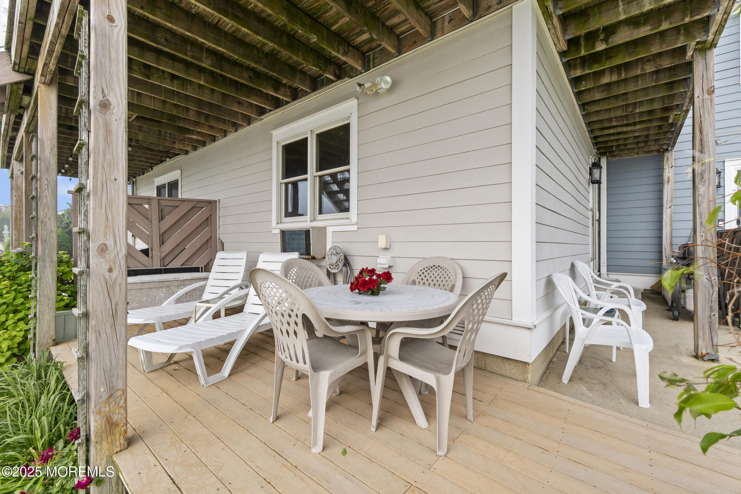 Monmouth Beach, New Jersey, 07750, United States, 1 Bedroom Bedrooms, ,1 BathroomBathrooms,Residential,For Sale,1870006