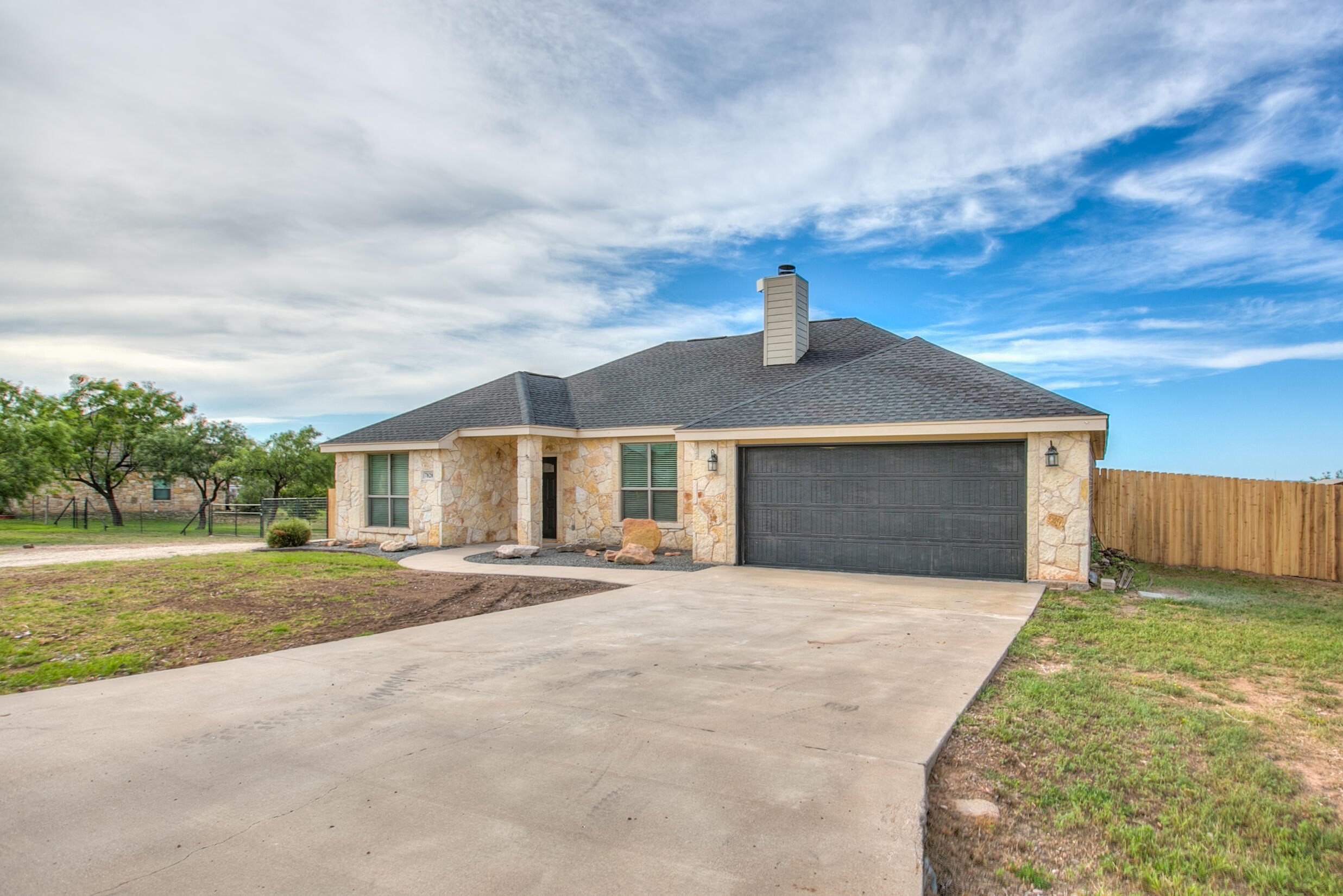 Elk Run, San Angelo, TX 76901