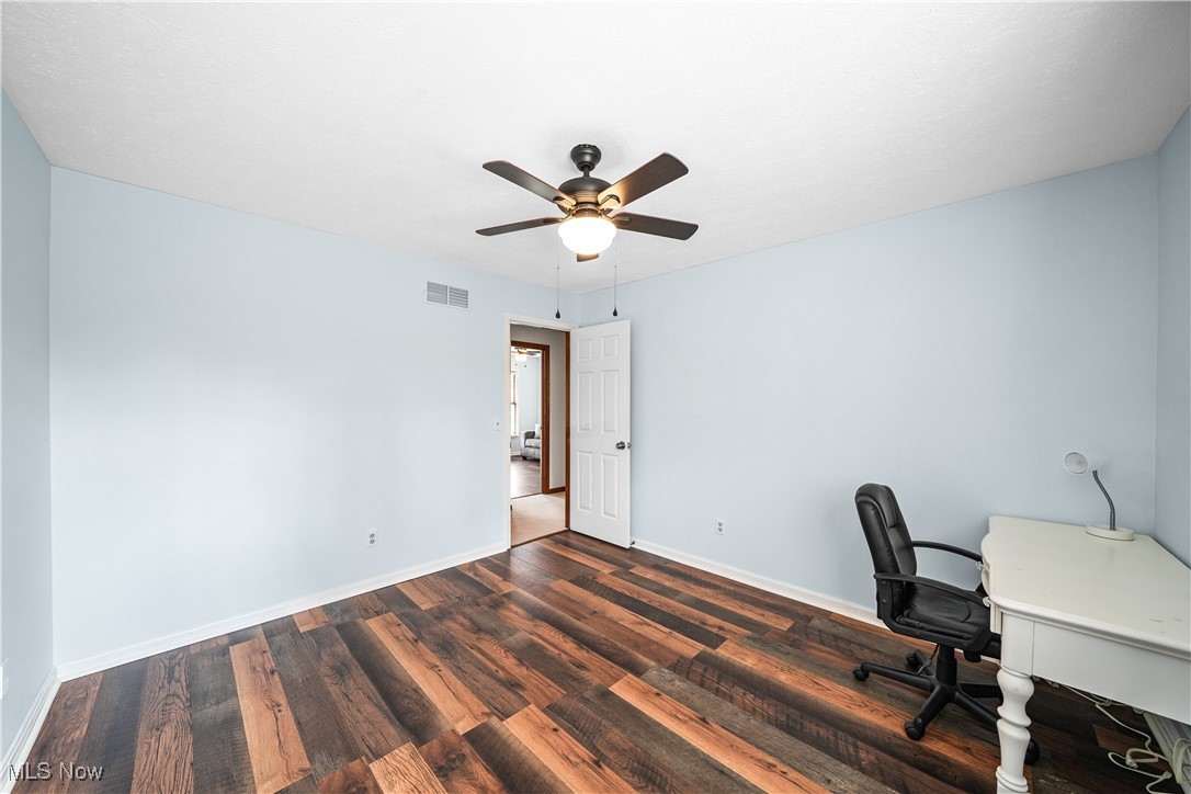 Aurora, Ohio, 44202, United States, 4 Bedrooms Bedrooms, ,4 BathroomsBathrooms,Residential,For Sale,1987791