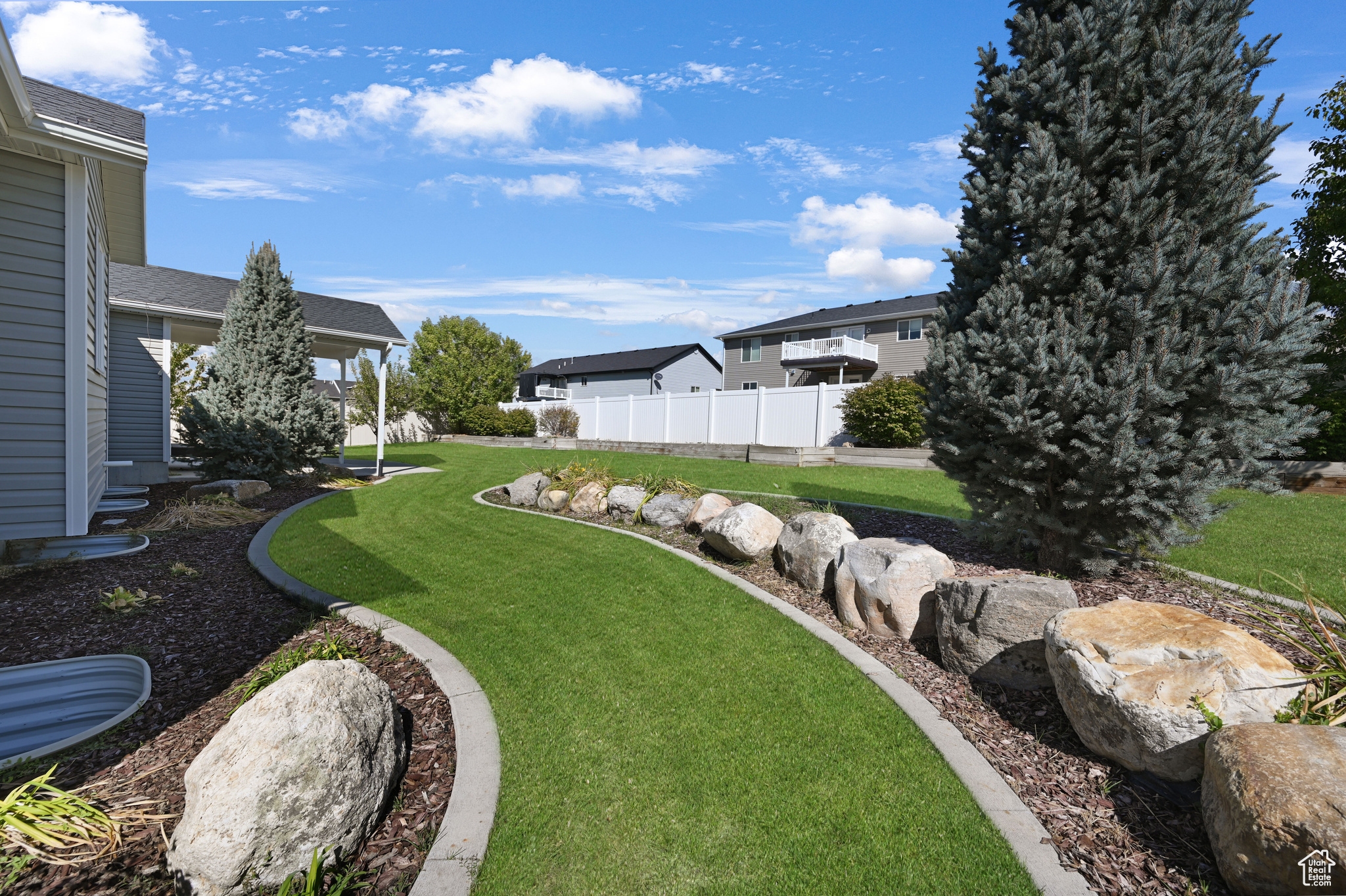 Richmond, Utah, 84333, United States, 2 Bedrooms Bedrooms, ,3 BathroomsBathrooms,Residential,For Sale,1979865