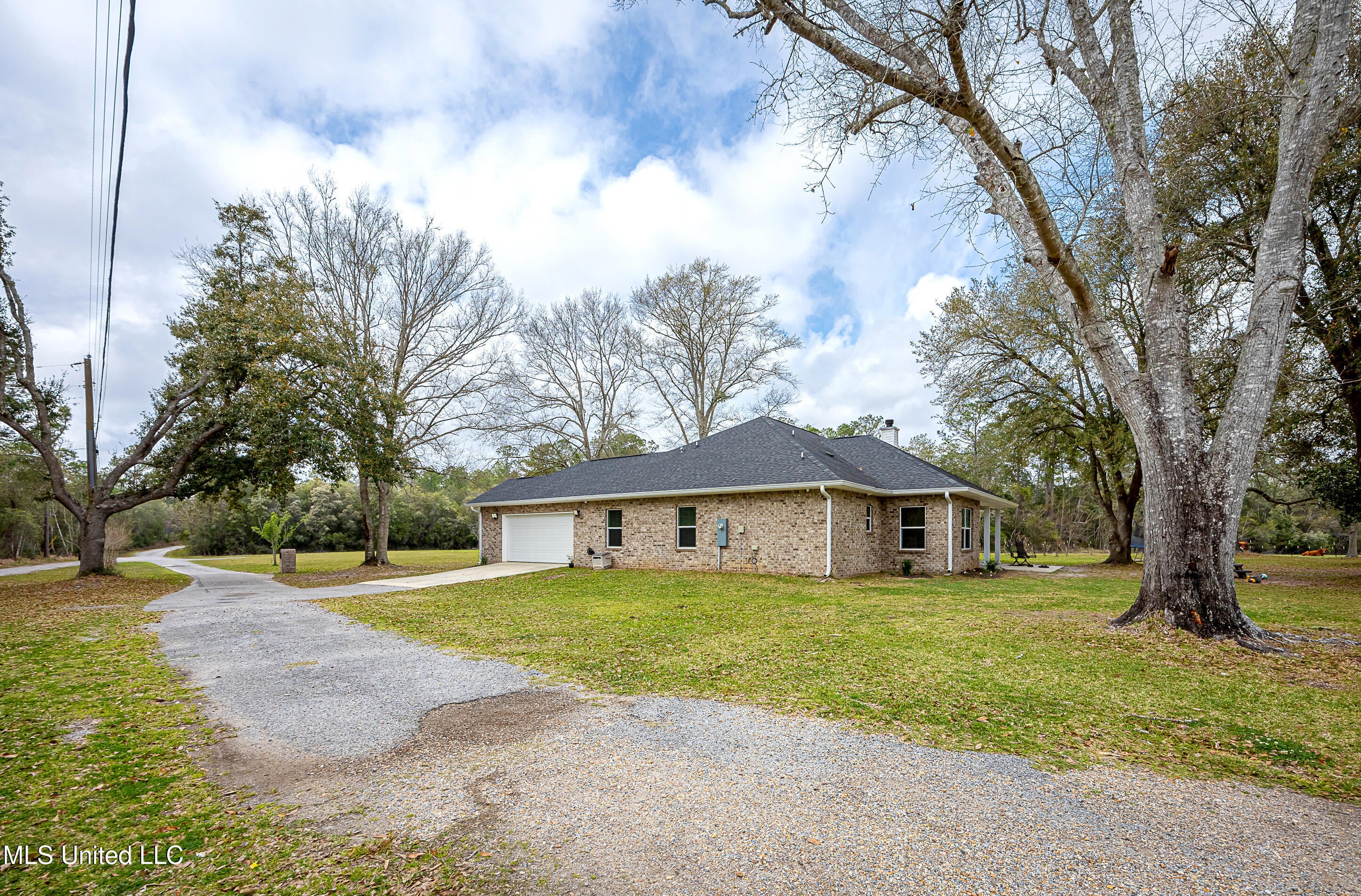 Vancleave, Mississippi, 39565, United States, 4 Bedrooms Bedrooms, ,2 BathroomsBathrooms,Residential,For Sale,1927401