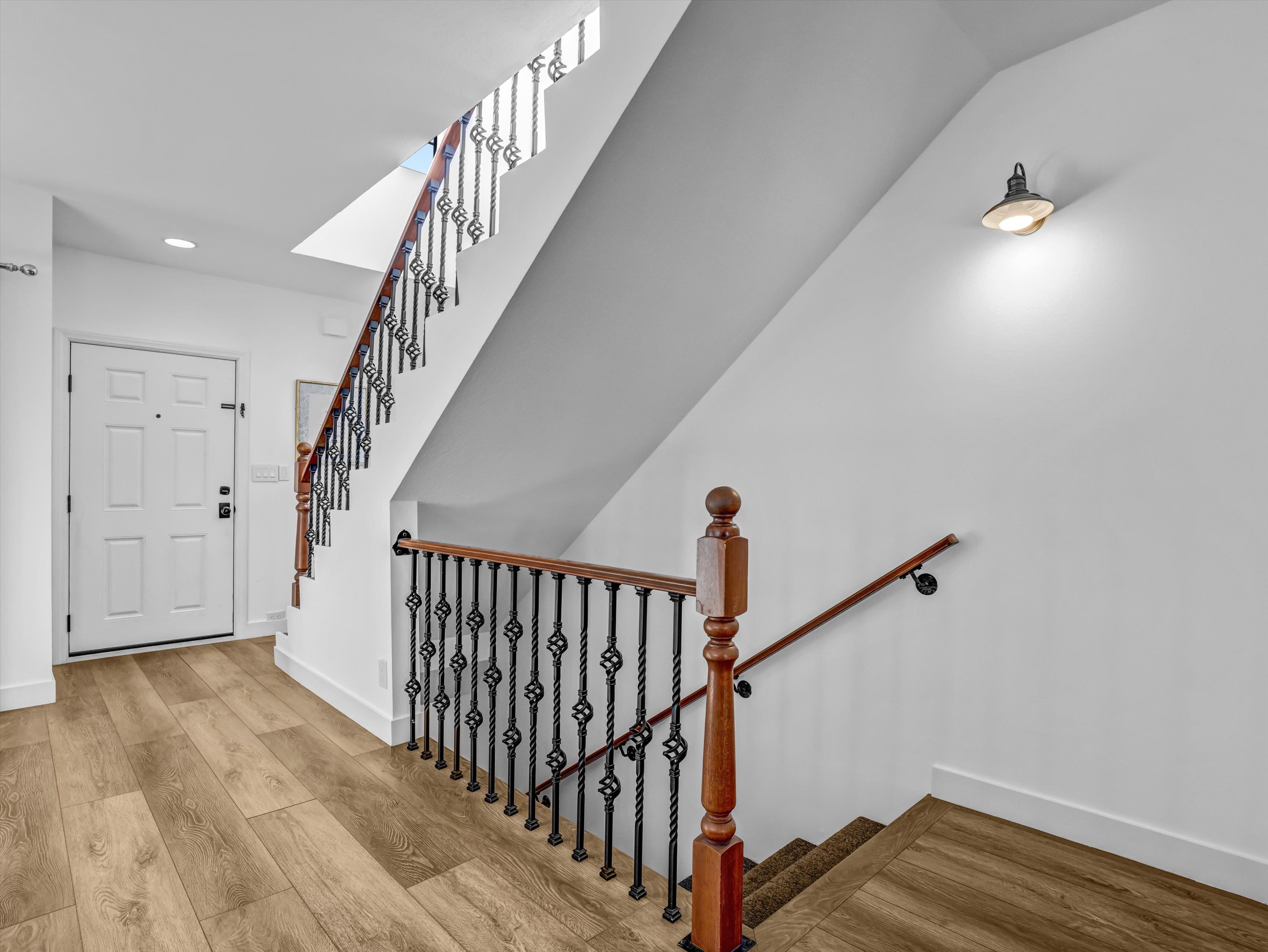  324 N Catalina Ave - 物件實景