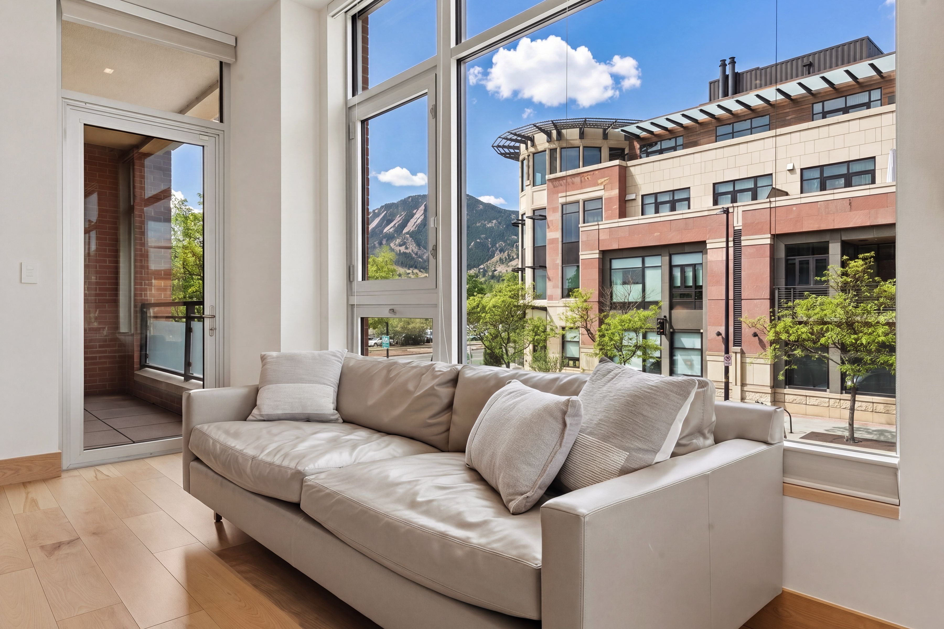  Boulder Living at it