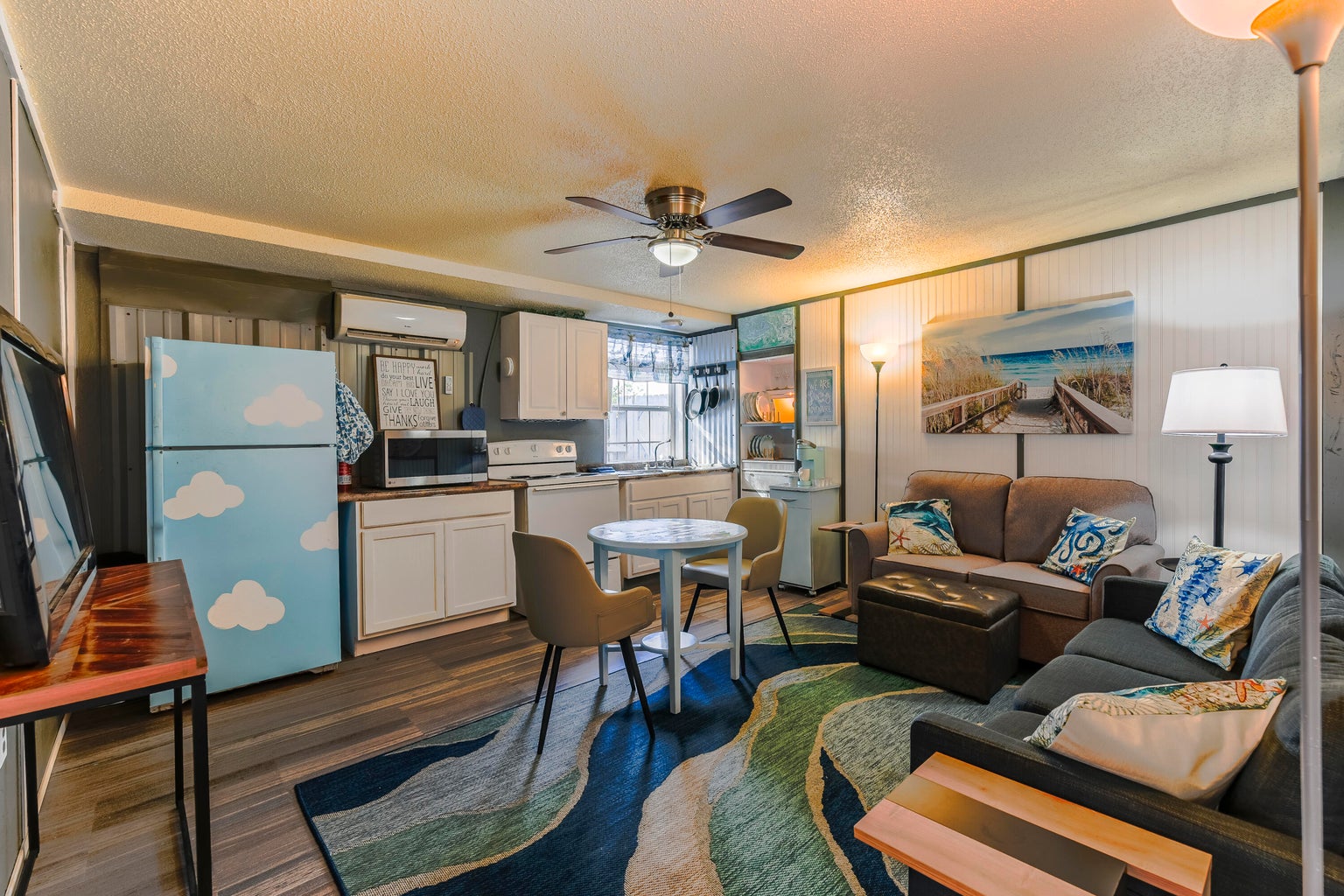 Fort Walton Beach, Florida, 32548, United States, 6 Bedrooms Bedrooms, ,5 BathroomsBathrooms,Residential,For Sale,1942905