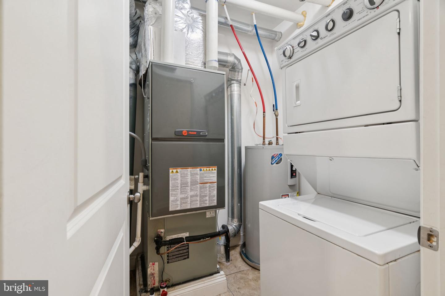 Philadelphia, Pennsylvania, 19133, United States, ,Residential,For Sale,1965543