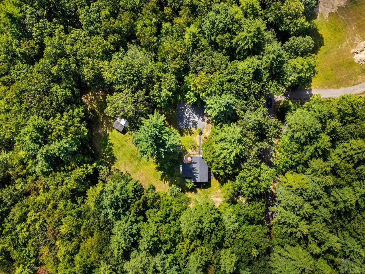 Amherst, New Hampshire, 03031, United States, 2 Bedrooms Bedrooms, ,1 BathroomBathrooms,Residential,For Sale,1996144