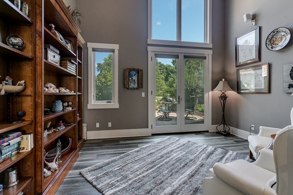Sturgeon Bay, Wisconsin, 54235, United States, 3 Bedrooms Bedrooms, ,5 BathroomsBathrooms,Residential,For Sale,1941719