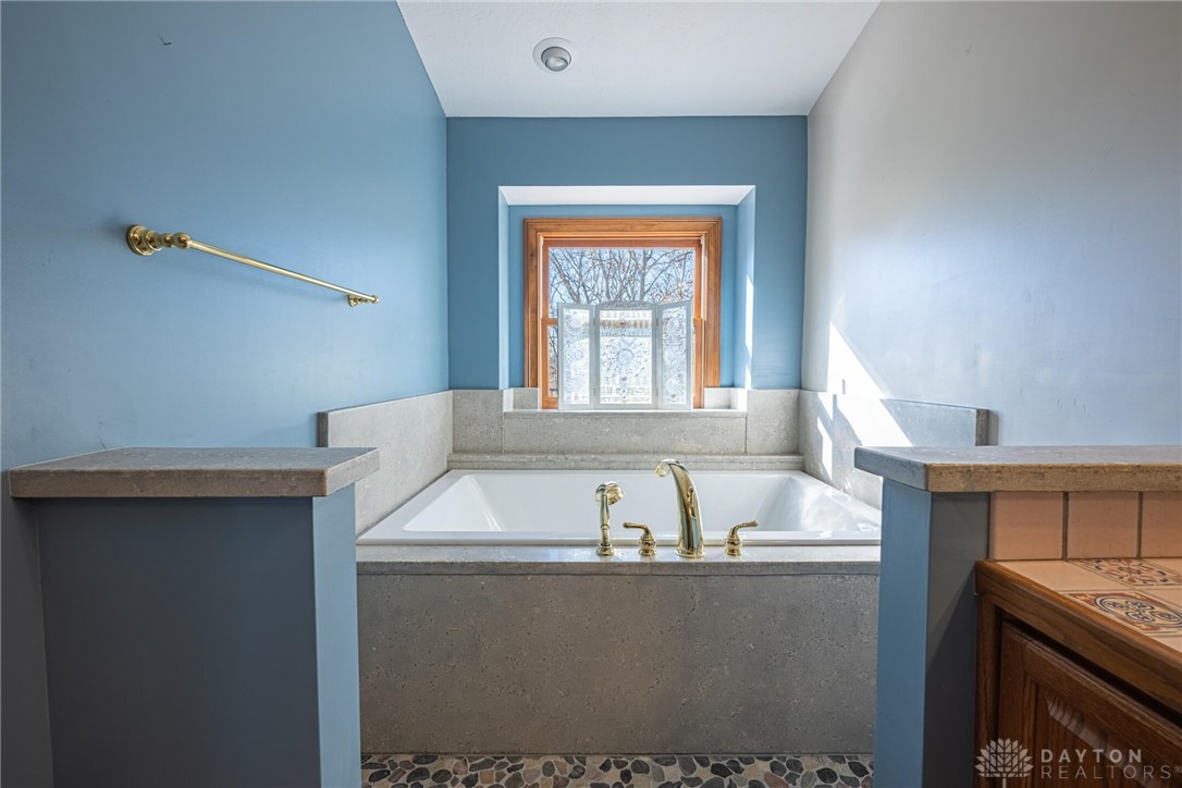 West Milton, Ohio, 45383, United States, 3 Bedrooms Bedrooms, ,3 BathroomsBathrooms,Residential,For Sale,1997225