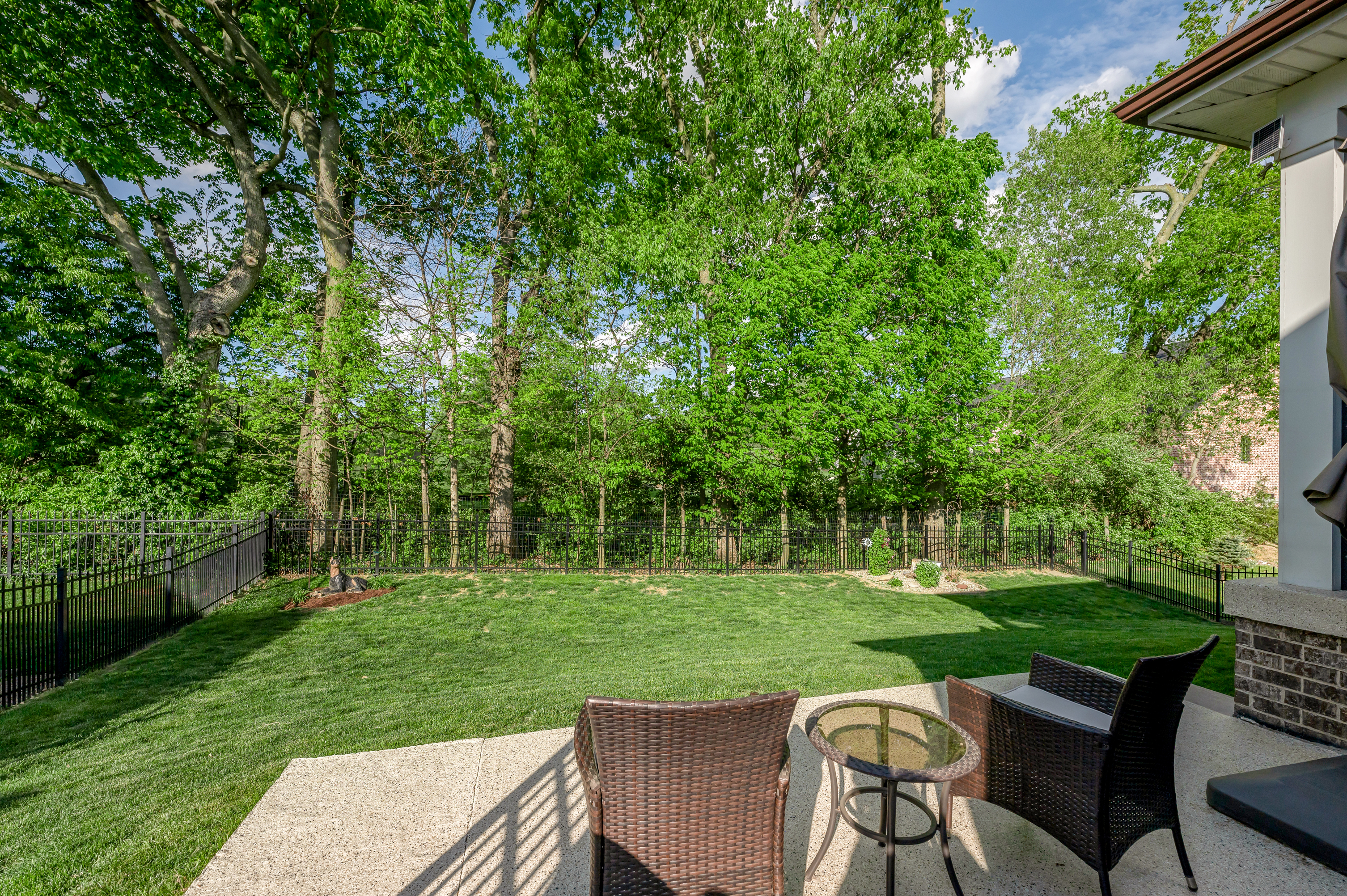  2945 Blackford Parkway - 物件實景