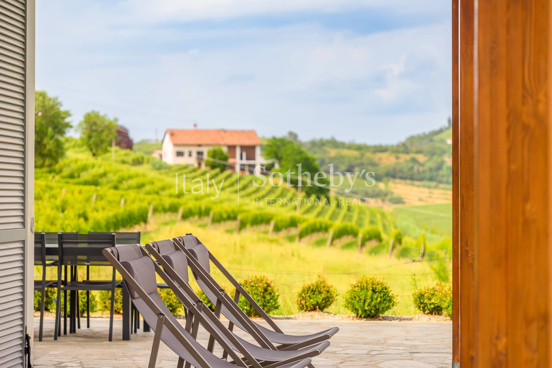  Elegant Villa amongst Nizza Monferrato