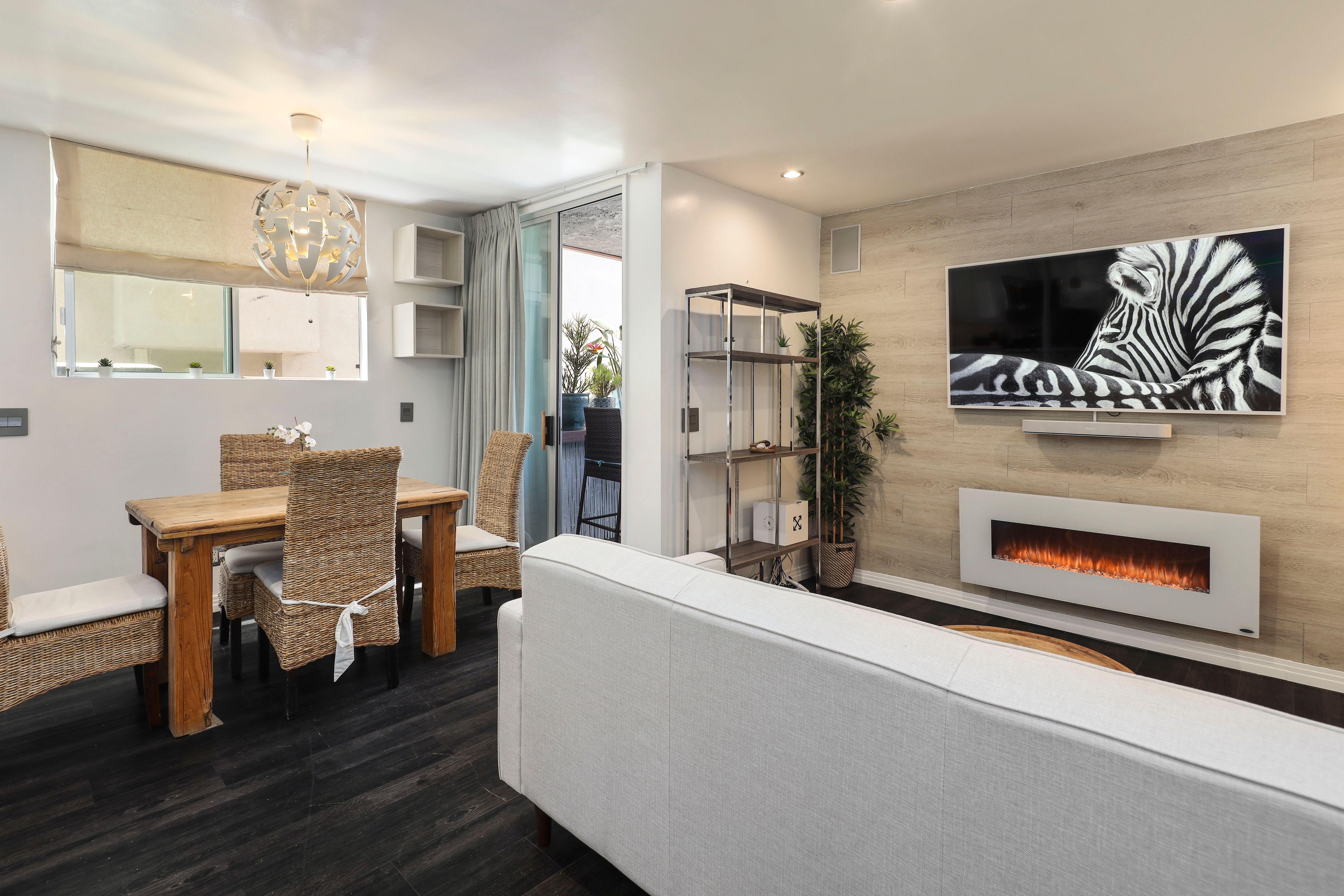  472 Rosecrans Avenue, Manhattan Beach, CA 90266 - 物件實景