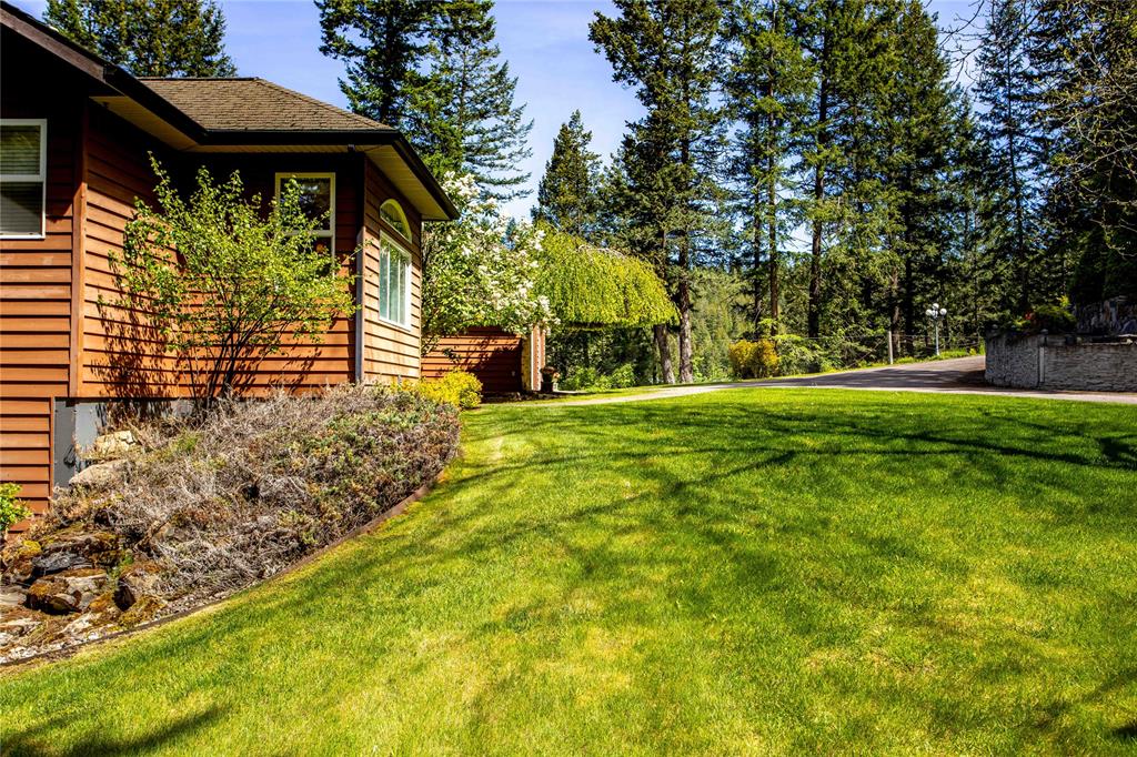 Polson, Montana, 59860, United States, 4 Bedrooms Bedrooms, ,4 BathroomsBathrooms,Residential,For Sale,1984394