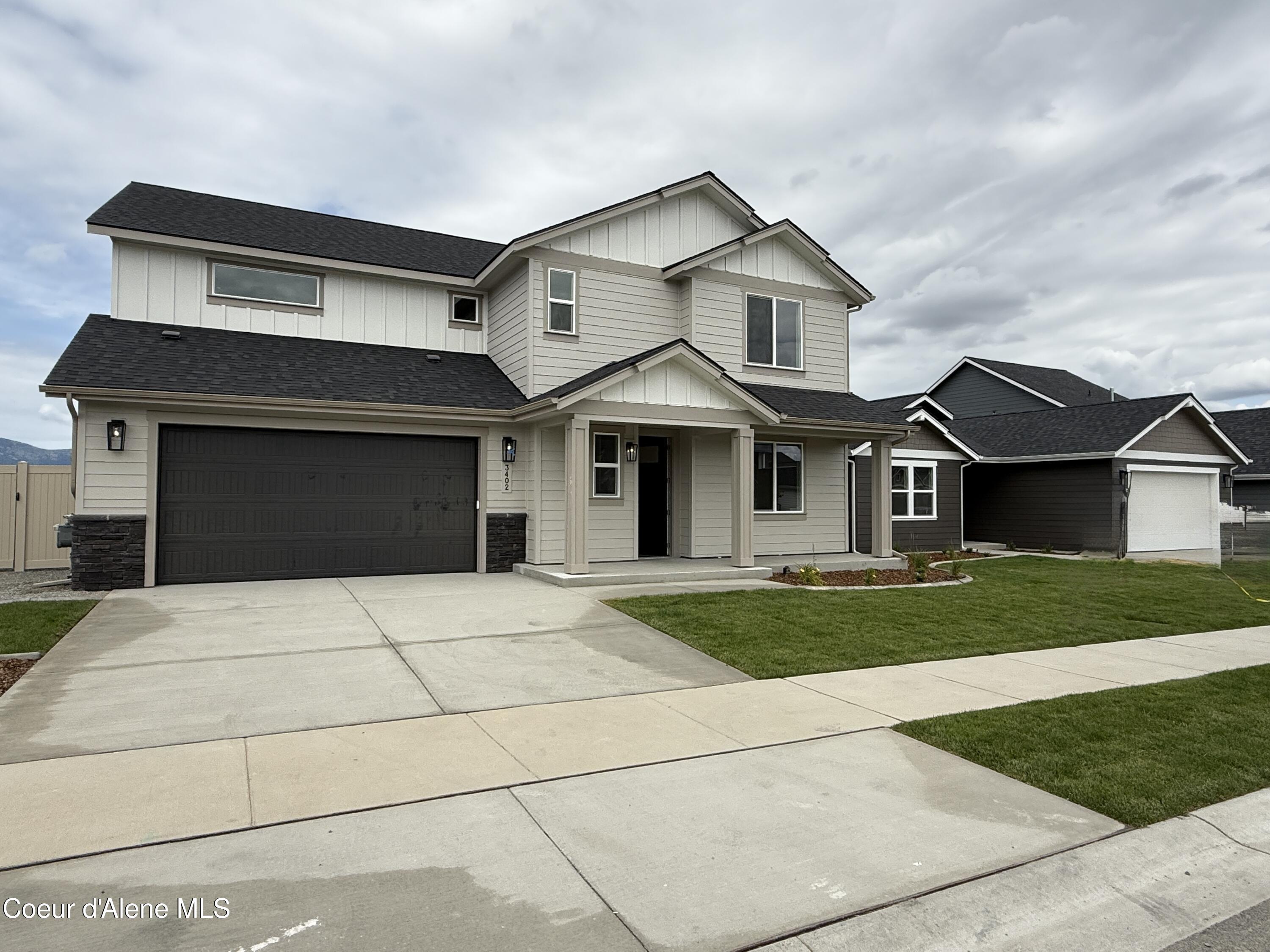 Post Falls, Idaho, 83854, United States, 4 Bedrooms Bedrooms, ,3 BathroomsBathrooms,Residential,For Sale,1927944