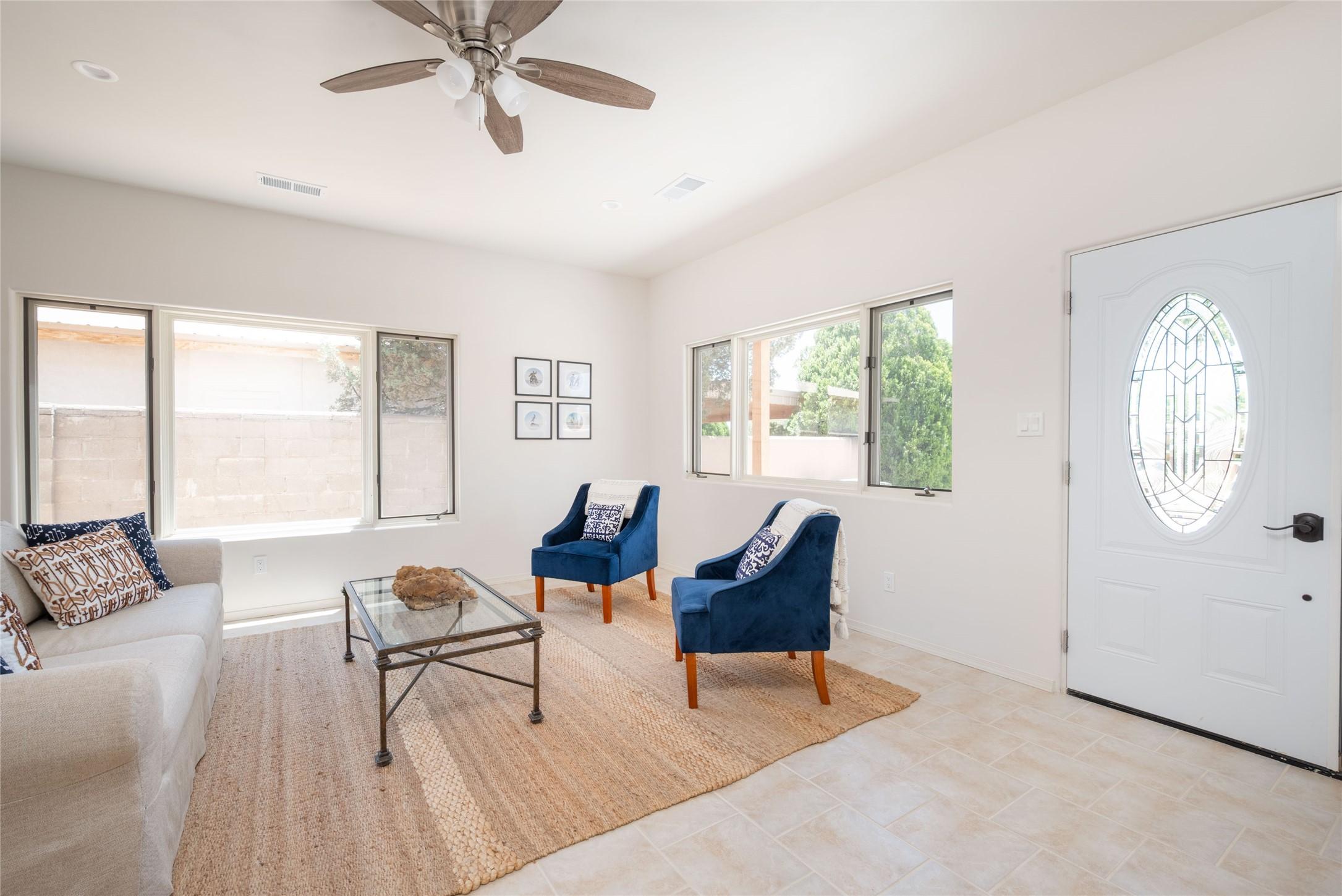 Santa Fe, New Mexico, 87507, United States, 3 Bedrooms Bedrooms, ,2 BathroomsBathrooms,Residential,For Sale,1877407