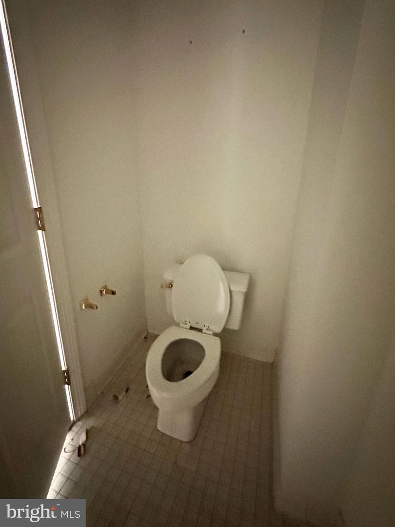 Baltimore, Maryland, 21202, United States, 3 Bedrooms Bedrooms, ,6 BathroomsBathrooms,Residential,For Sale,2002254