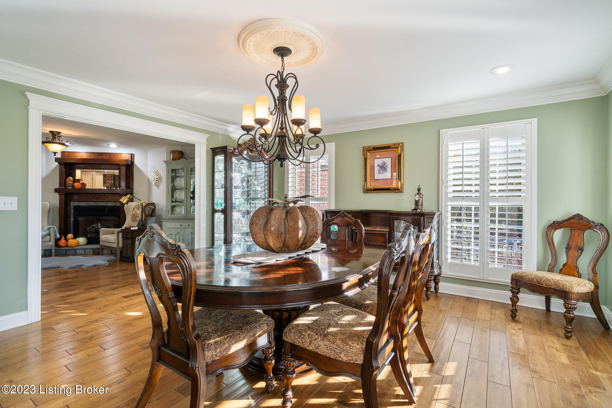 La Grange, Kentucky, 40031, United States, 5 Bedrooms Bedrooms, ,3 BathroomsBathrooms,Residential,For Sale,1793584