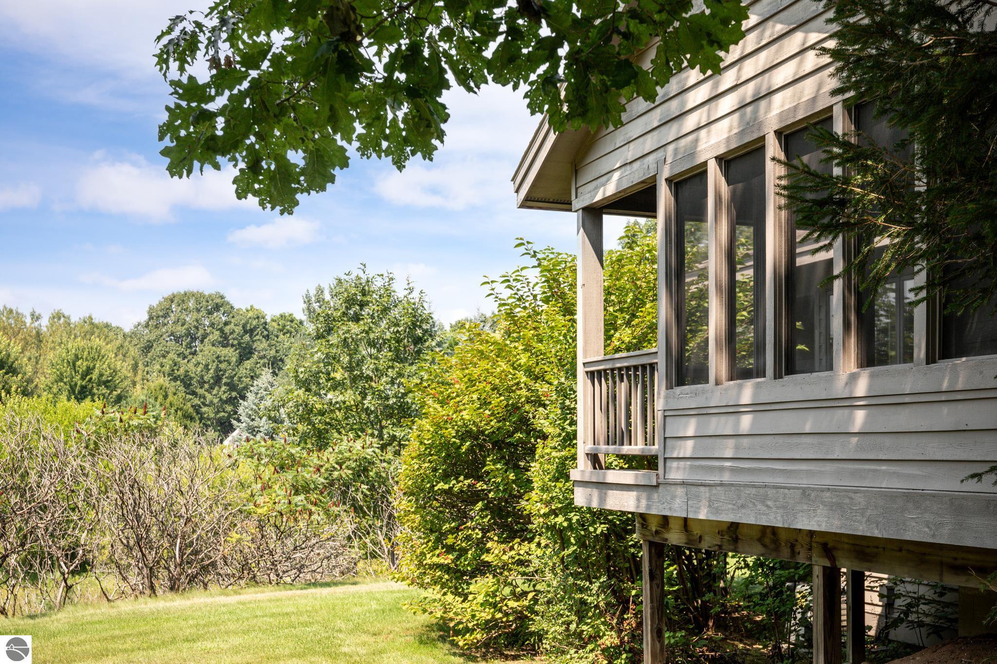 Traverse City, Michigan, 49686-1962, United States, 3 Bedrooms Bedrooms, ,2 BathroomsBathrooms,Residential,For Sale,1950100