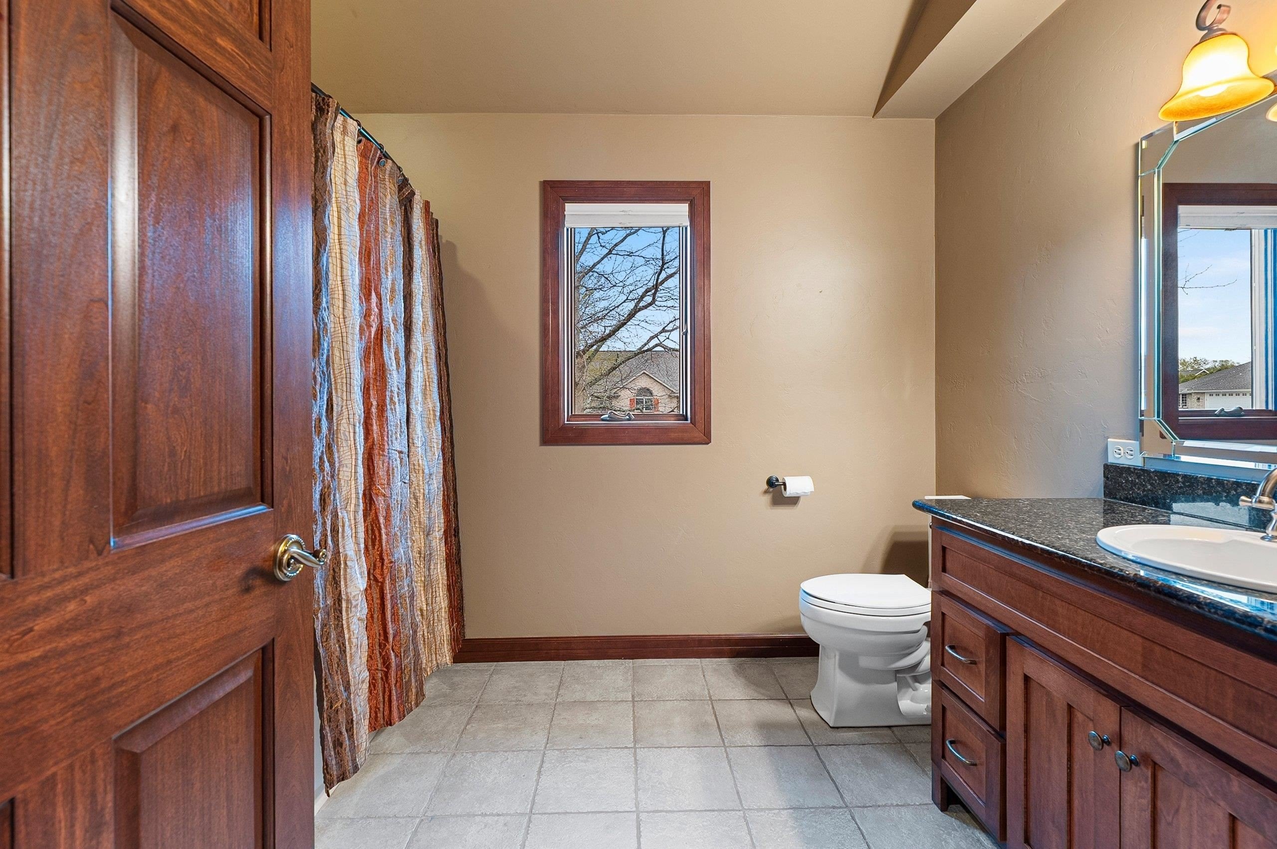 DE PERE, Wisconsin, 54115, United States, 3 Bedrooms Bedrooms, ,4 BathroomsBathrooms,Residential,For Sale,2048400