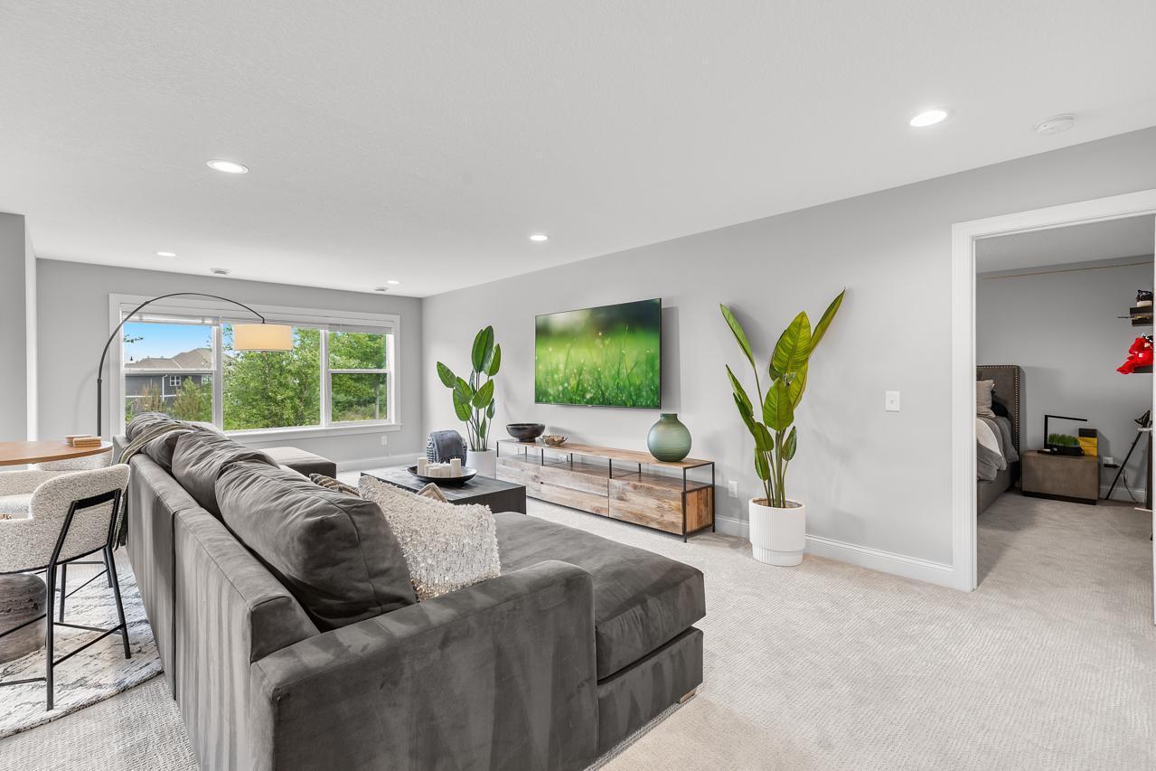 Eden Prairie, Minnesota, 55347, United States, 4 Bedrooms Bedrooms, ,2 BathroomsBathrooms,Residential,For Sale,1939536