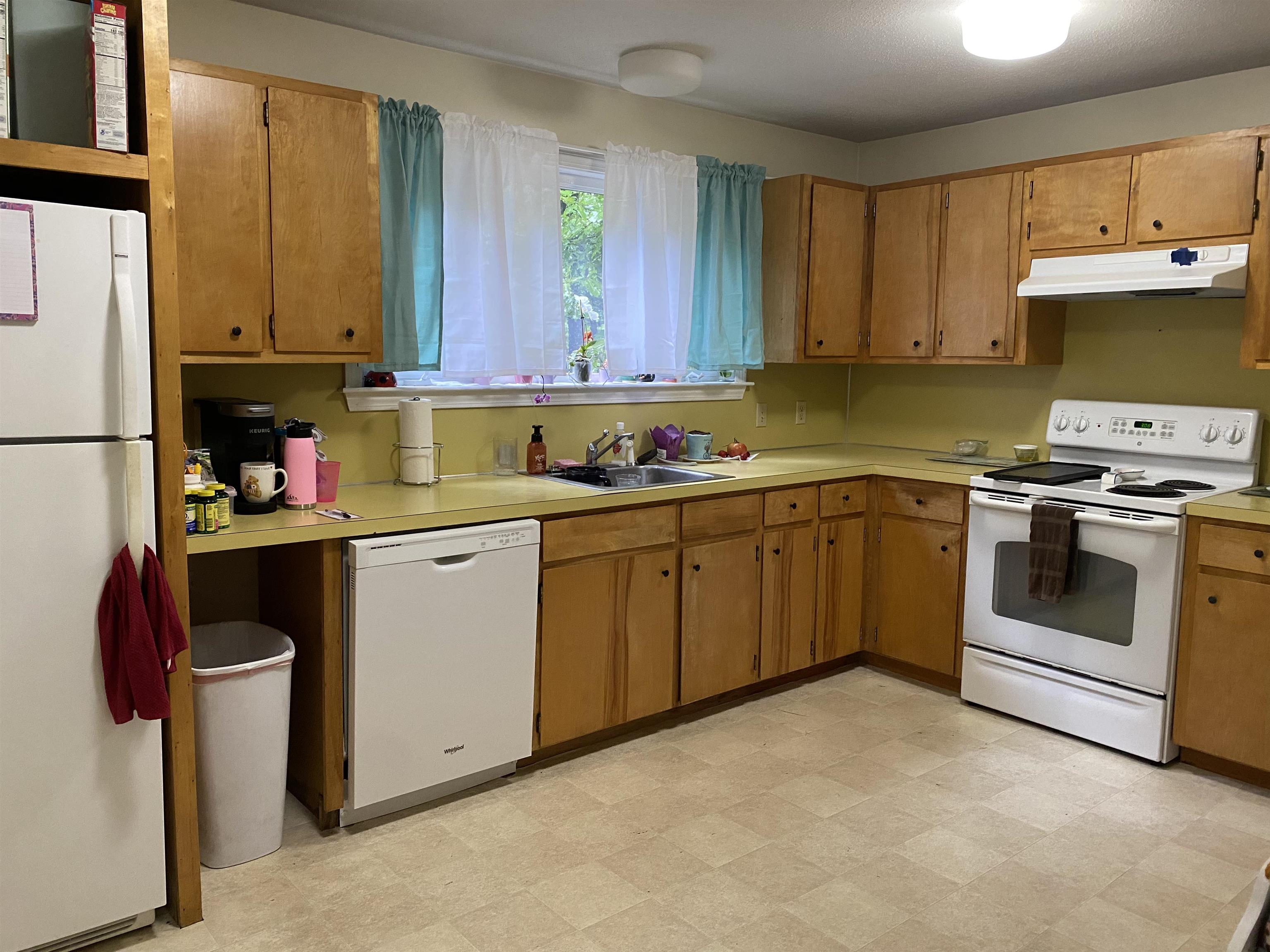 Sunapee, New Hampshire, 03782, United States, 3 Bedrooms Bedrooms, ,Residential,For Sale,1817663