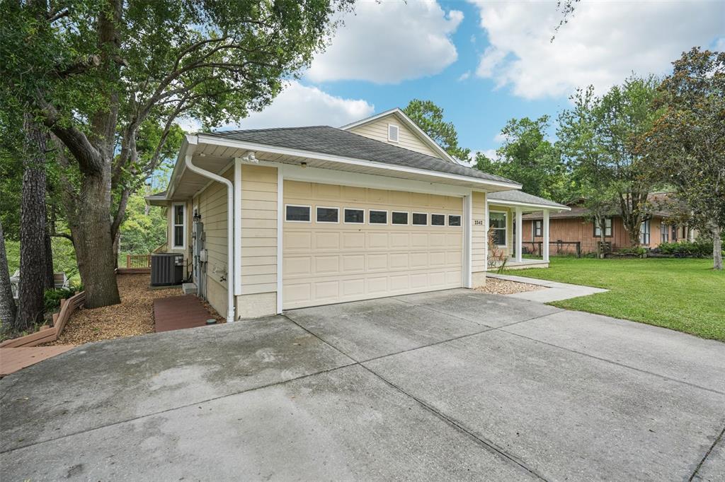 Mount Dora, Florida, 32757, United States, 4 Bedrooms Bedrooms, ,2 BathroomsBathrooms,Residential,For Sale,1882448