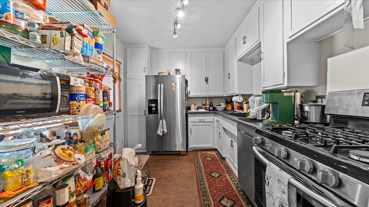 Loma Linda, California, 92354, United States, 3 Bedrooms Bedrooms, ,2 BathroomsBathrooms,Residential,For Sale,1974823