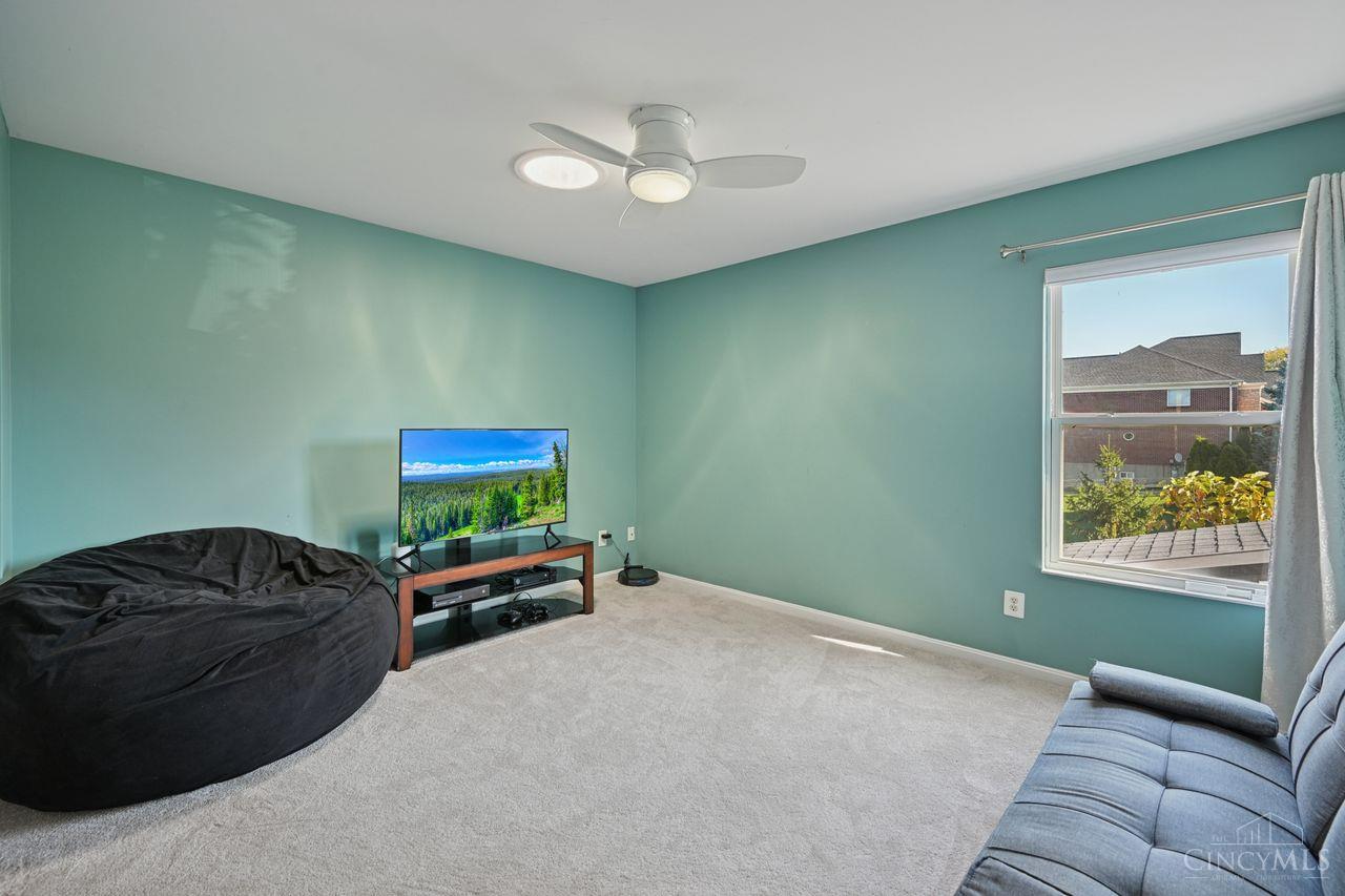 Mason, Ohio, 45040, United States, 5 Bedrooms Bedrooms, ,5 BathroomsBathrooms,Residential,For Sale,1988349