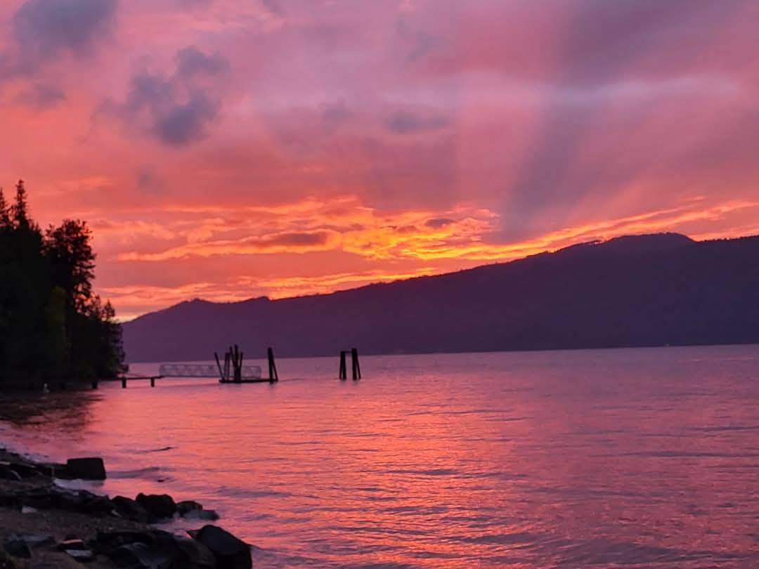 Bayview, Idaho, 83803, United States, 2 Bedrooms Bedrooms, ,3 BathroomsBathrooms,Residential,For Sale,1981313