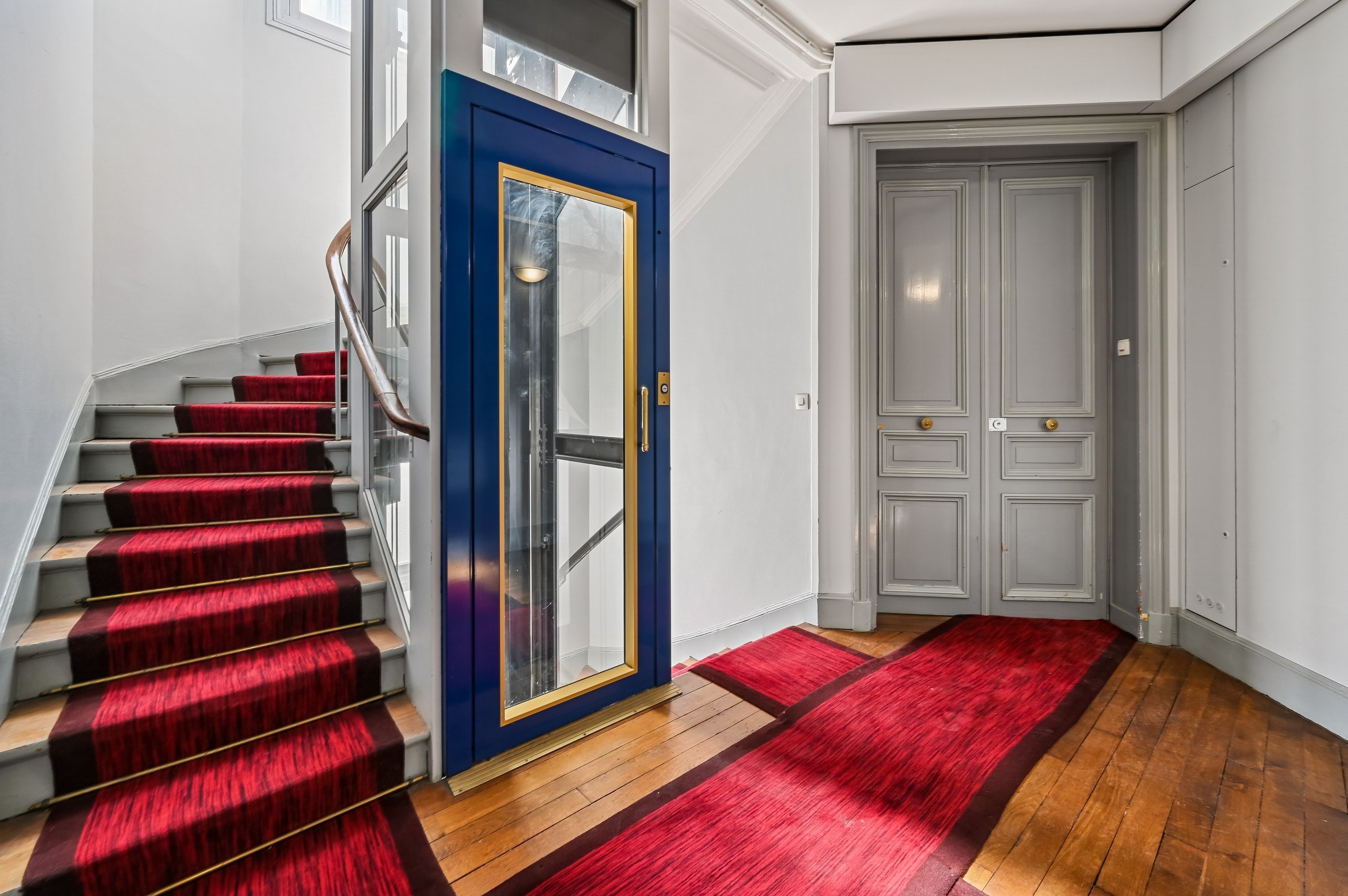  4-Room Apartment Requiring Renovation - Neuilly-sur-Seine - 物件實景