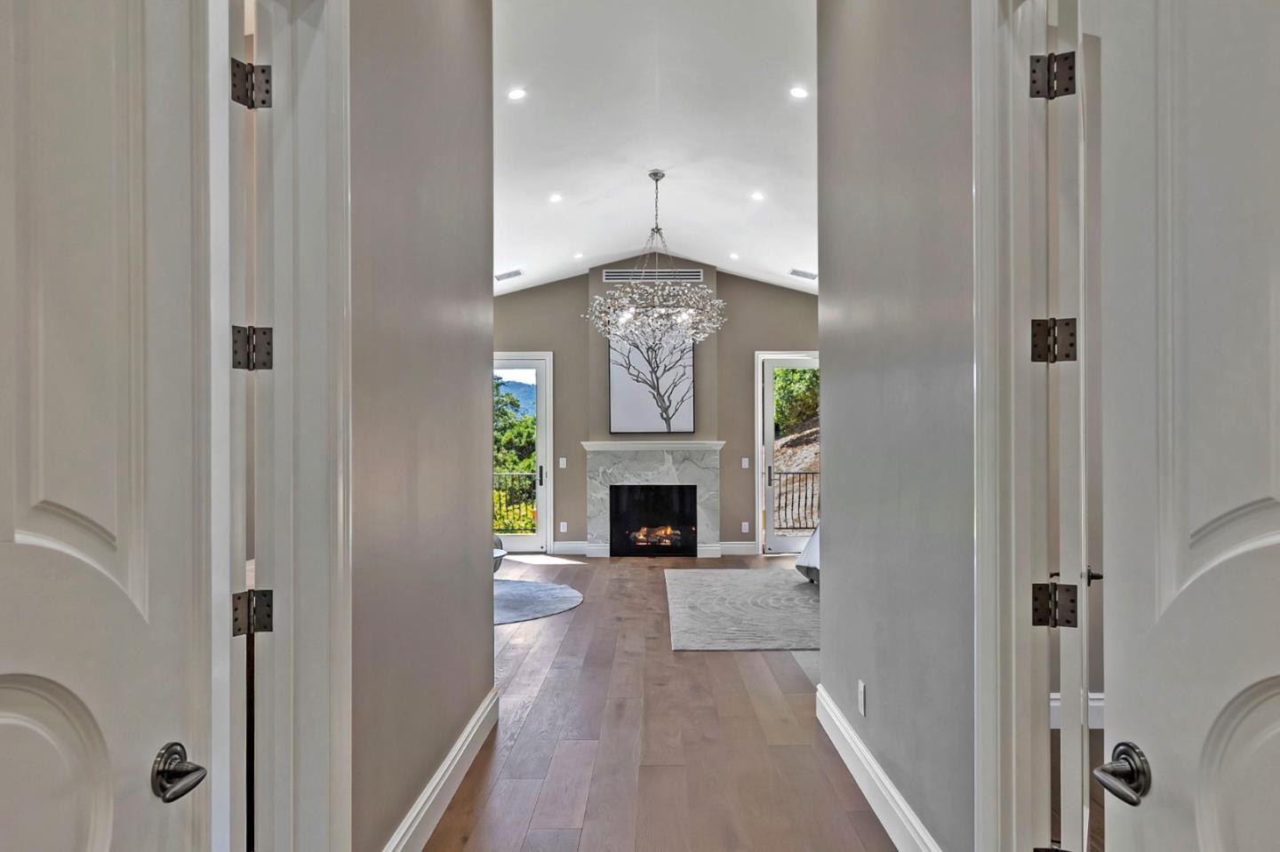 Los Gatos, California, 95032, United States, 8 Bedrooms Bedrooms, ,11 BathroomsBathrooms,Residential,For Sale,1855941