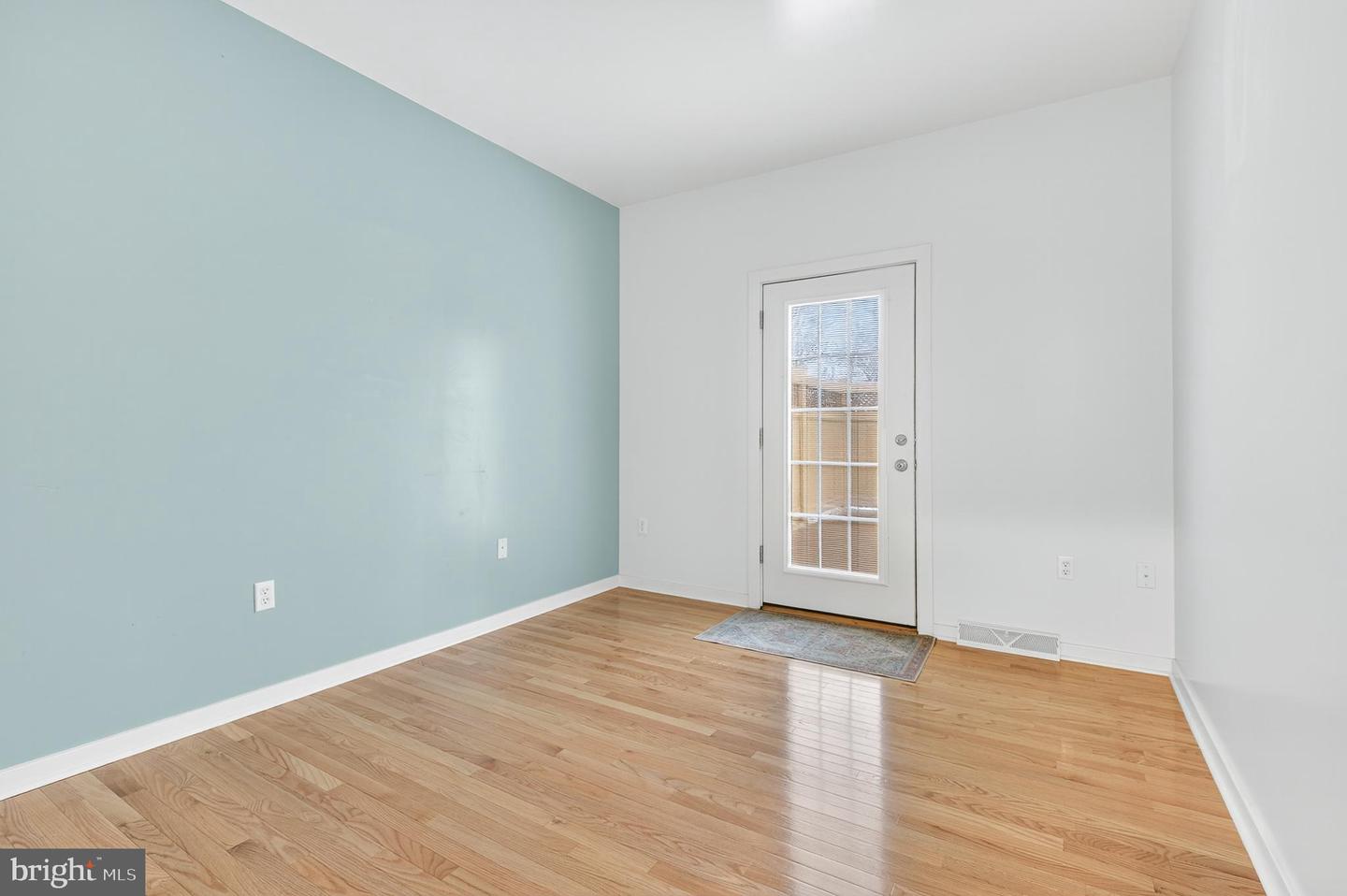 Bird in Hand, Pennsylvania, 17505, United States, 3 Bedrooms Bedrooms, ,2 BathroomsBathrooms,Residential,For Sale,1985193