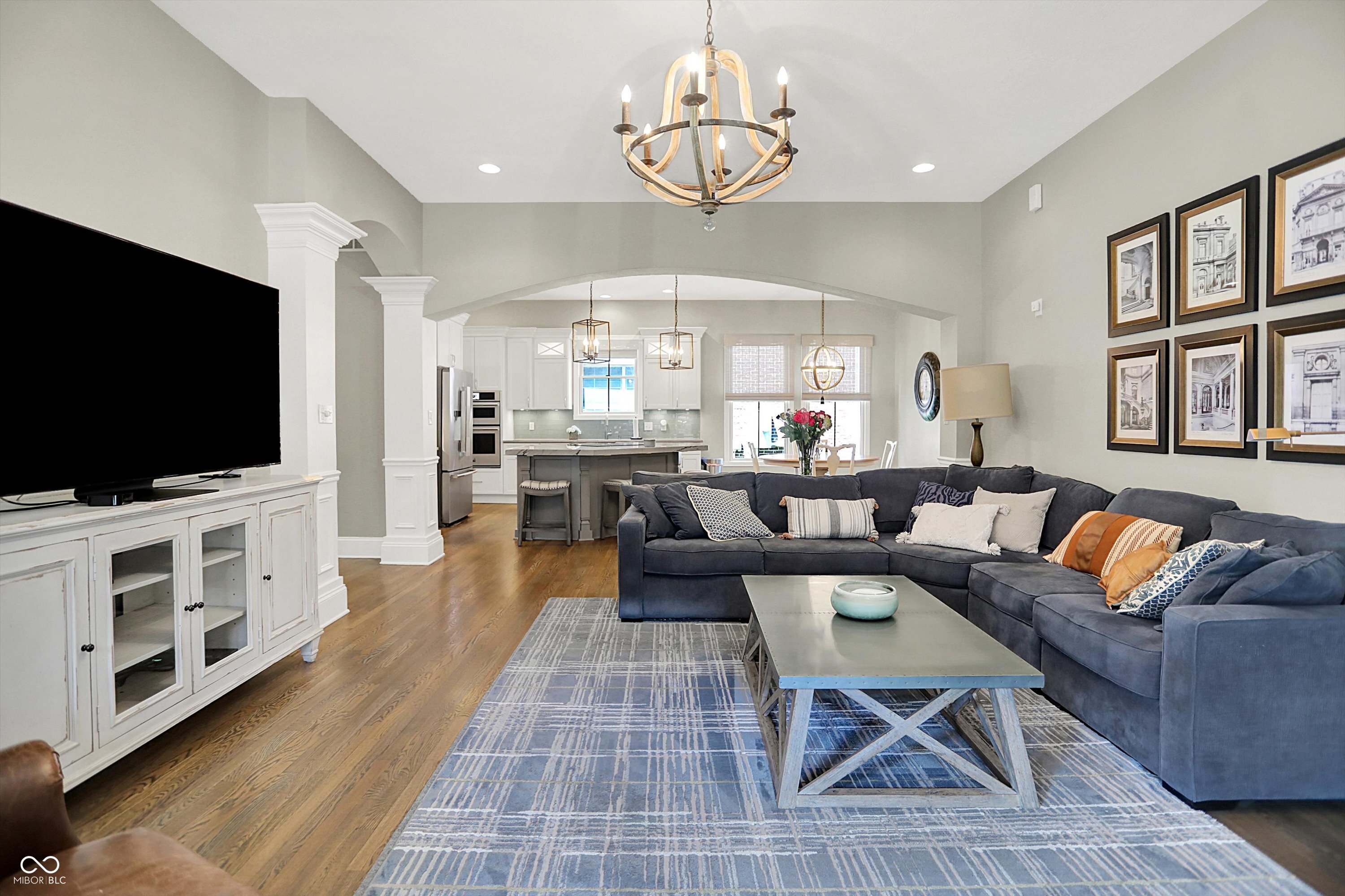 Zionsville, Indiana, 46077, United States, 4 Bedrooms Bedrooms, ,4 BathroomsBathrooms,Residential,For Sale,1930586