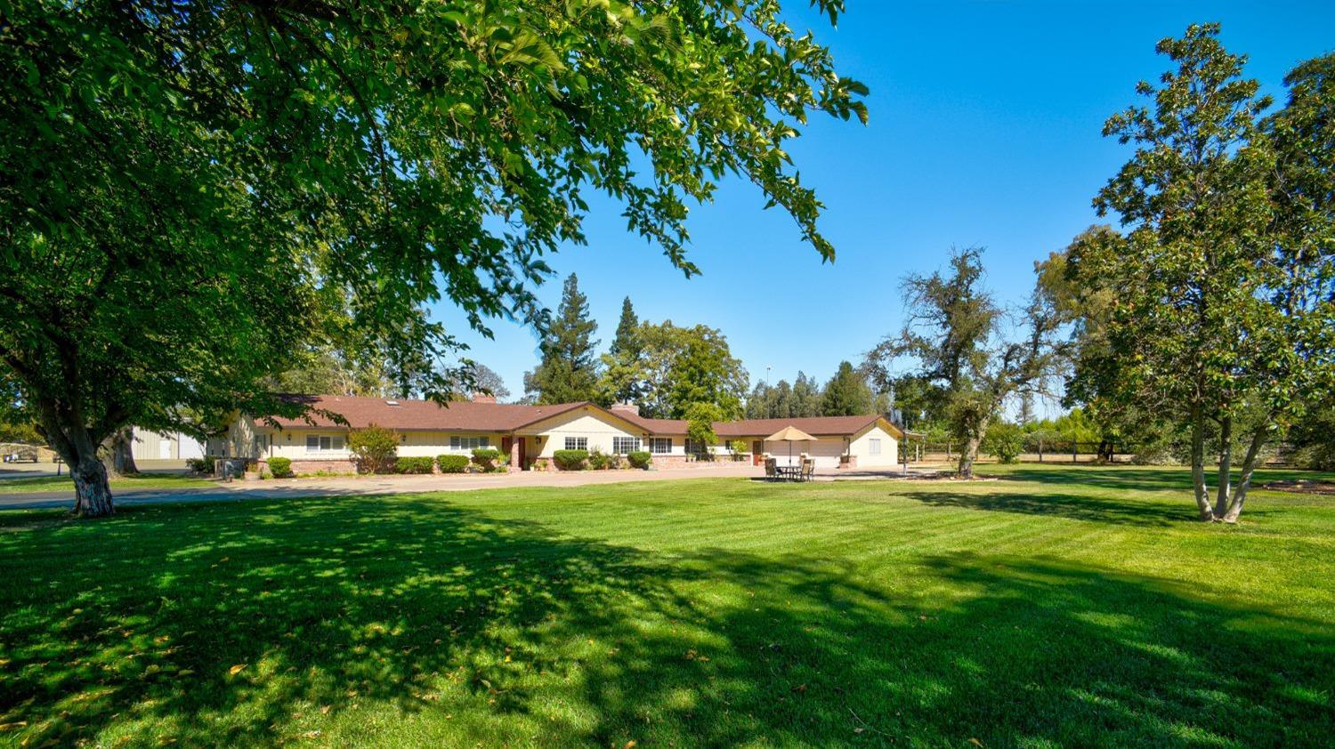 Wilton, California, 95693, United States, 5 Bedrooms Bedrooms, ,4 BathroomsBathrooms,Residential,For Sale,1901848