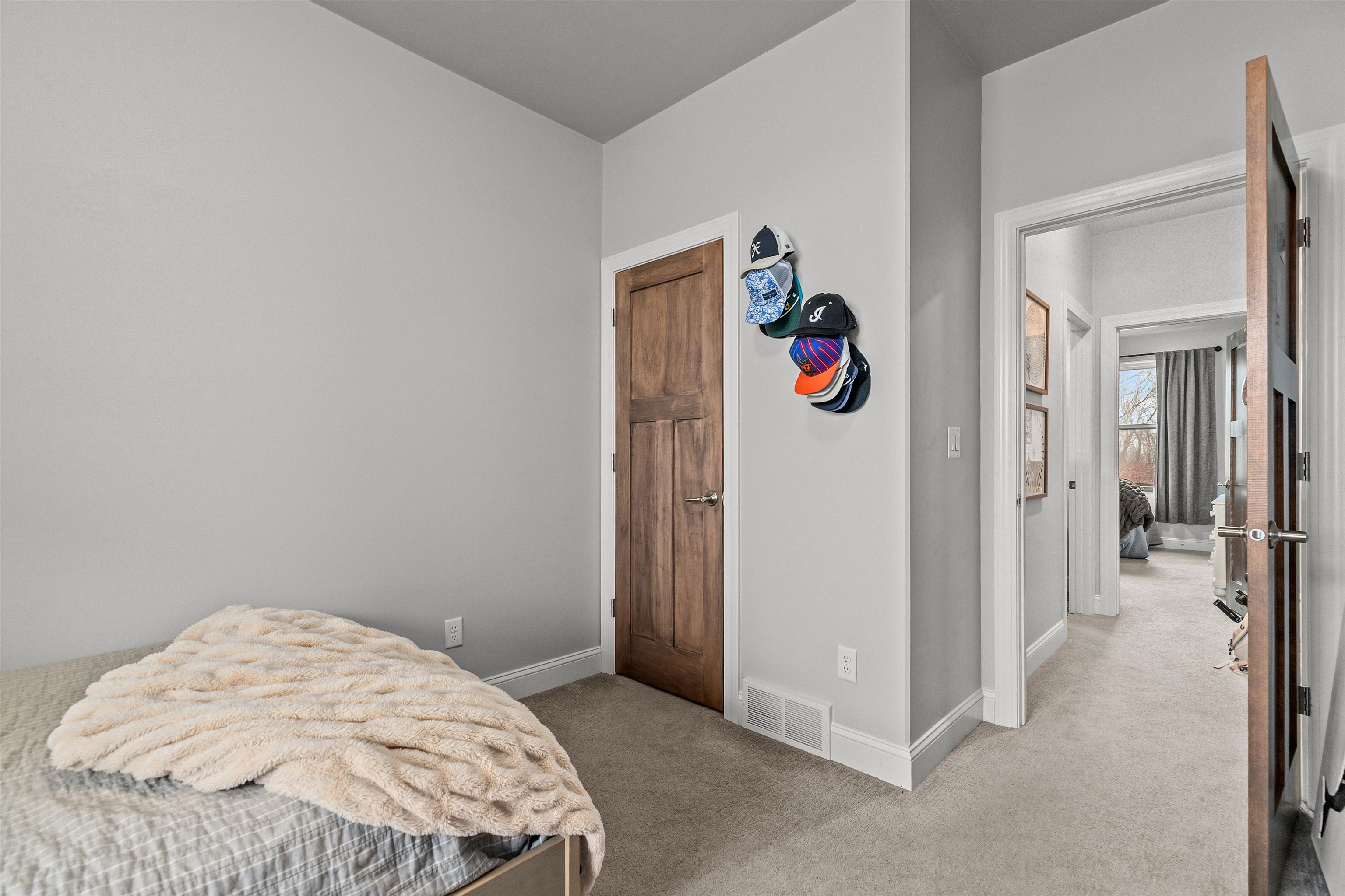 Greenville, Wisconsin, 54942-8126, United States, 6 Bedrooms Bedrooms, ,5 BathroomsBathrooms,Residential,For Sale,2040409