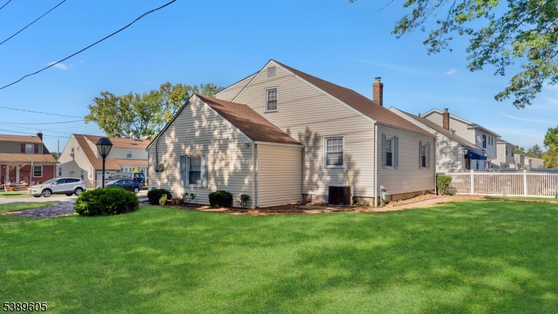 Union Twp., New Jersey, 07083, United States, 4 Bedrooms Bedrooms, ,1 BathroomBathrooms,Residential,For Sale,1989431