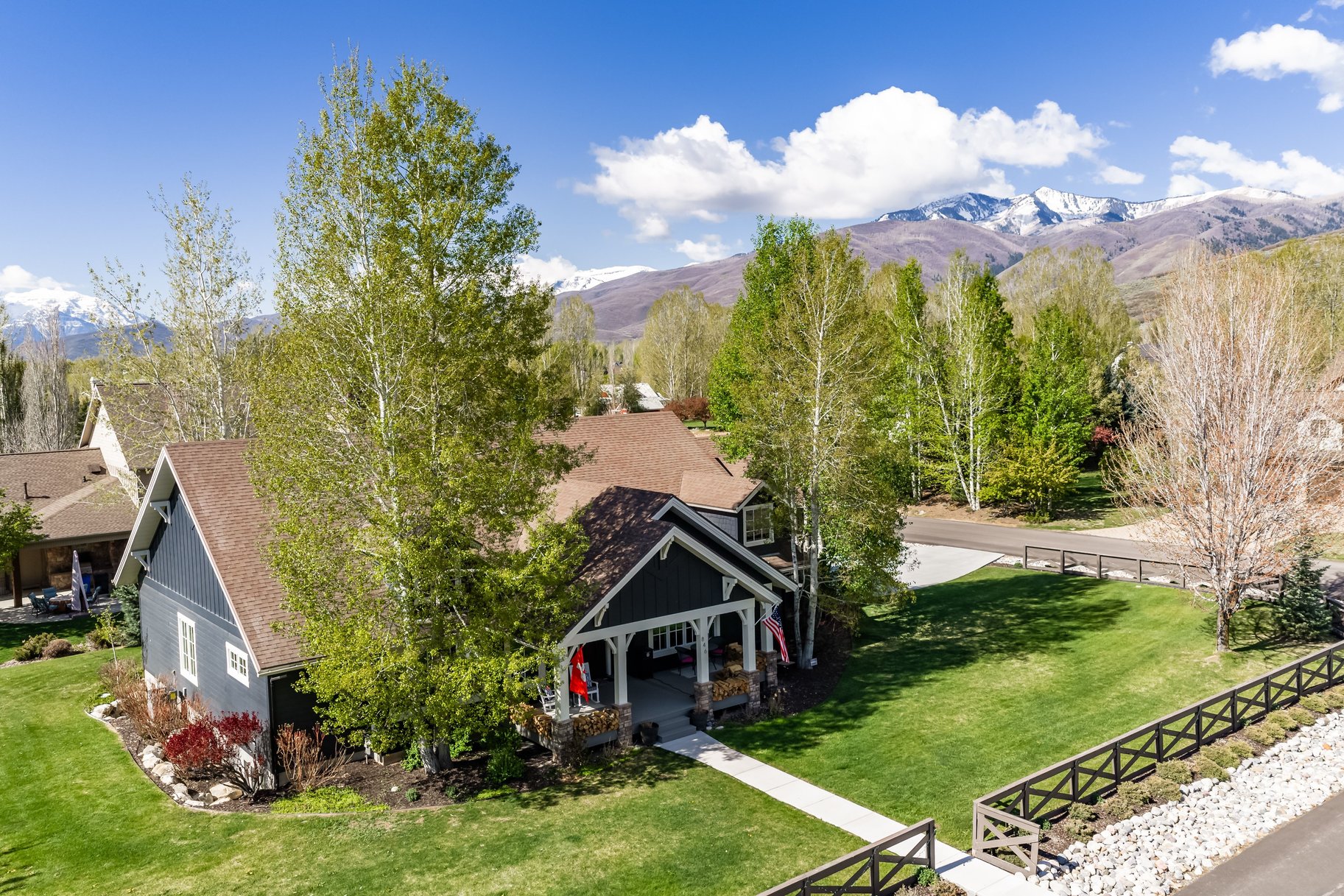  Custom Home In Dutch Fields Community In Midway - 物件實景