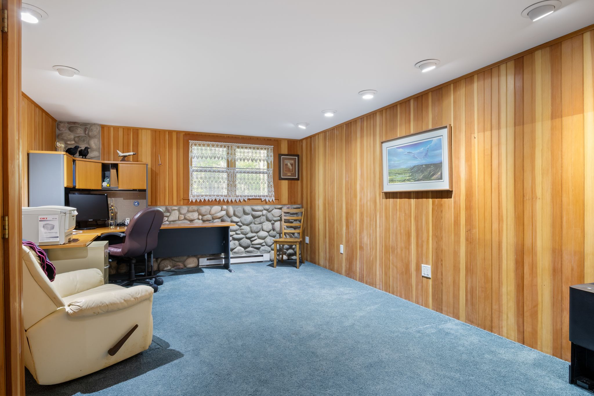 Eliot, Maine, 03903, United States, 3 Bedrooms Bedrooms, ,3 BathroomsBathrooms,Residential,For Sale,1921427